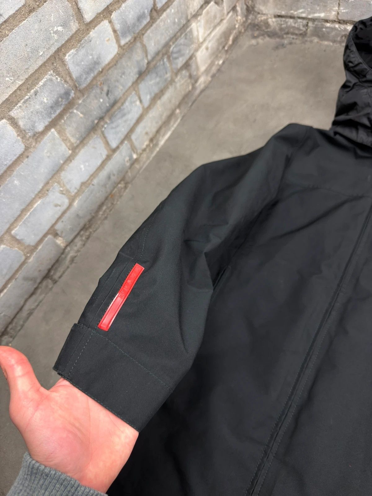 Prada Prada 2000’s red tab 2 in 1 jacket Size US S / EU 44-46 / 1 - 15 Thumbnail