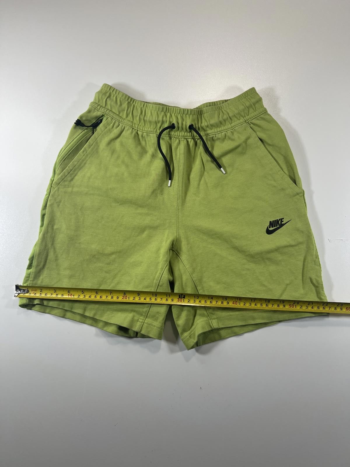 Nike Nike Green Cotton Casual Shorts Size Small Size US 30 / EU 46 - 5 Thumbnail