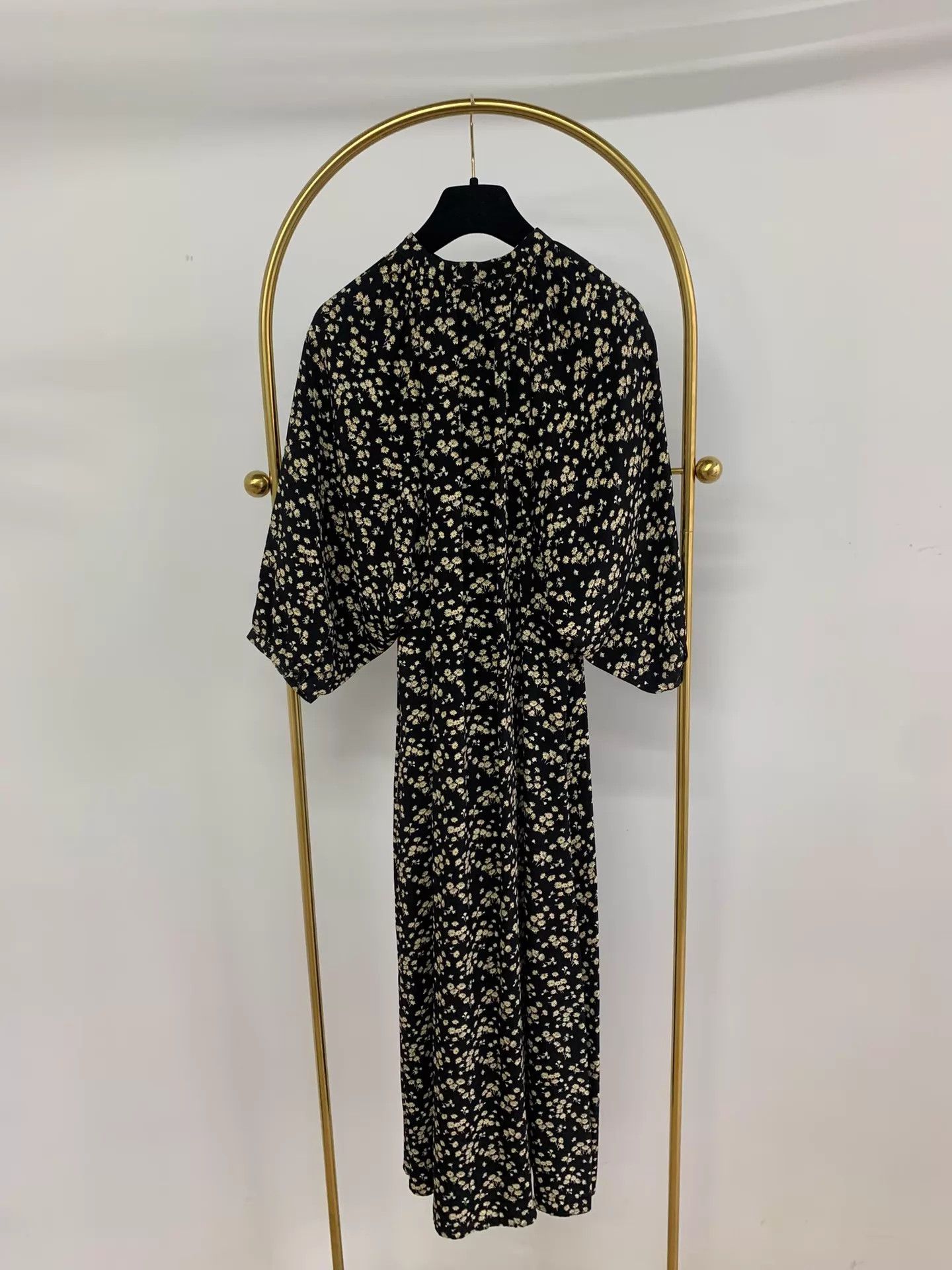 Celine Celine long floral dress 38 new Size XS / US 0-2 / IT 36-38 - 3 Thumbnail