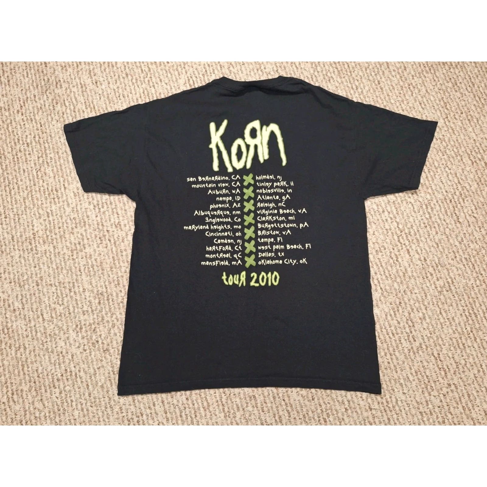 Vintage VINTAGE KORN 2010 North America Tour Spellout Band shirt L Black Mens T-Shirt Size US L / EU 52-54 / 3 - 3 Thumbnail