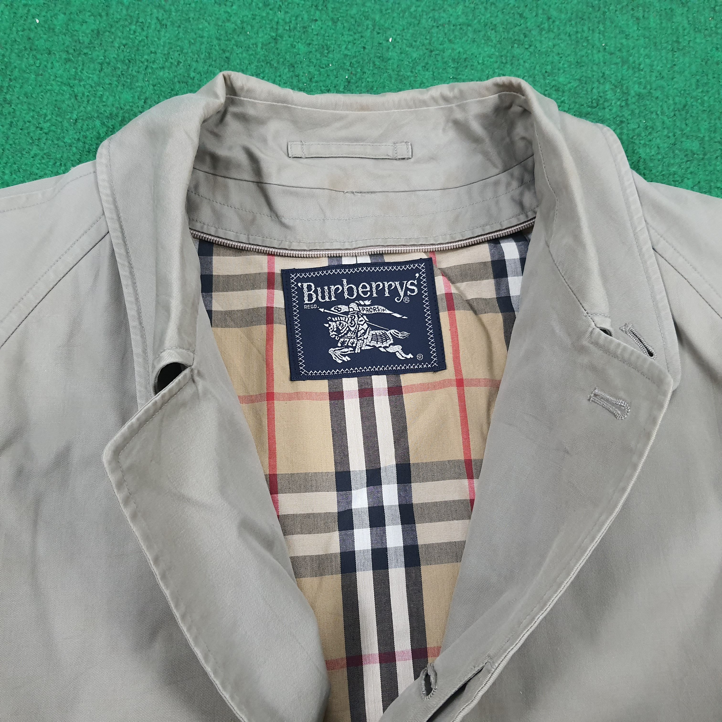 Burberry × Vintage Vintage Burberrys Nova Check Formal Trench Coat Jacket Size US XL / EU 56 / 4 - 4 Thumbnail
