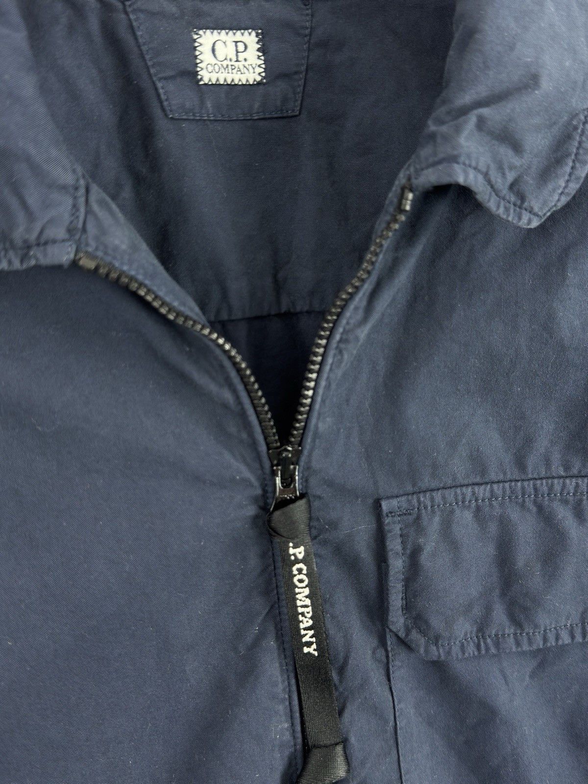 C.P. Company C.P. Company Emerized Gabardine Zipper Navy Shirt Jacket Size US S / EU 44-46 / 1 - 4 Thumbnail