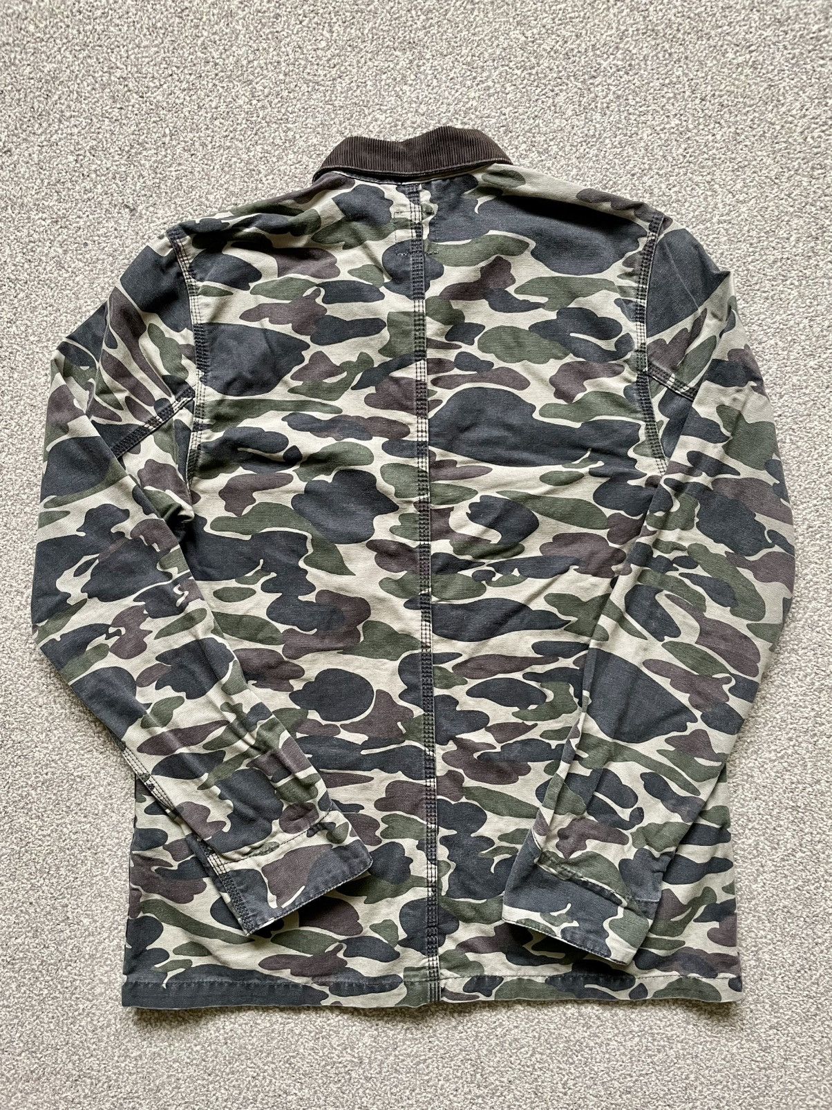 Carhartt Wip Carhartt WIP camo michigan chore jacket -Size L(Japan Stock) Size US L / EU 52-54 / 3 - 2 Thumbnail