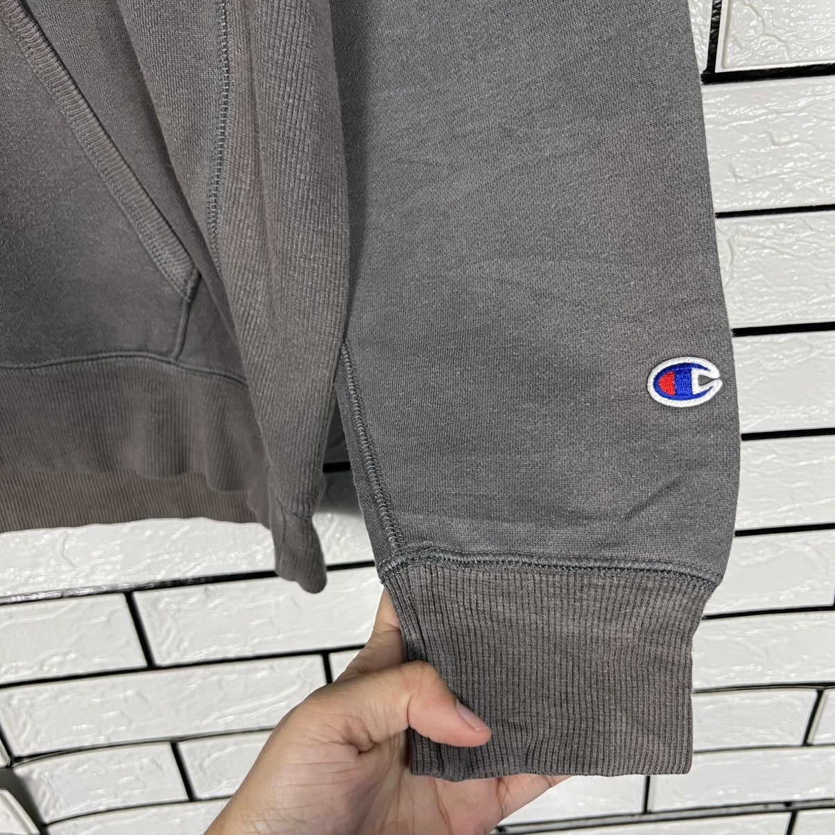 Champion Vintage CHAMPION ENGLEWOOD Pullover Hoodies #3958-C180 Size US XL / EU 56 / 4 - 10 Thumbnail