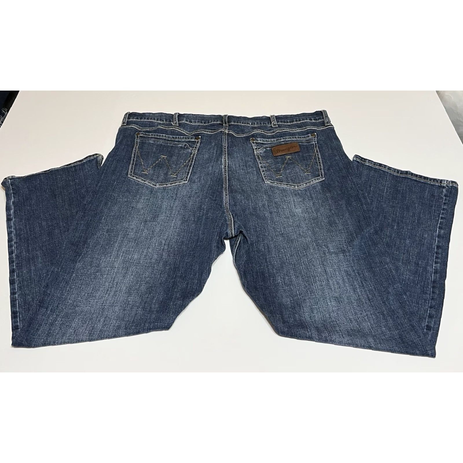 Wrangler WRANGLER Retro Slim Boot Jeans Mens 44x32 44x31 Blue Western Cowboy High Rise Denim Bootcut Slimming Pockets Logo Regular Size Type Jeans Mens Blue Size US 44 / EU 60 - 2 Thumbnail