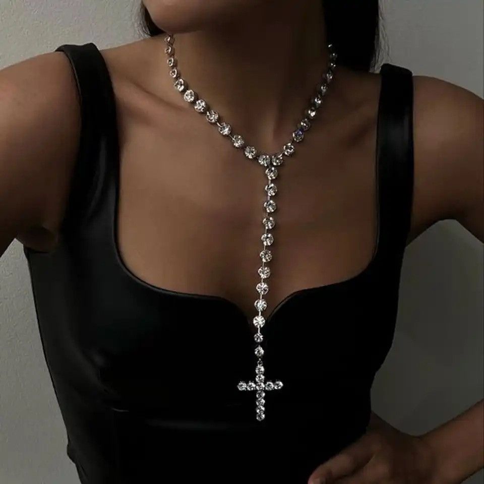 Jewelry × Vintage Bling Rhinestone Big Cross Pendant Choker Necklace Size ONE SIZE - 1 Thumbnail