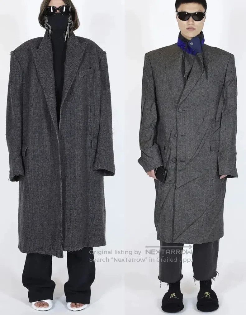 Balenciaga Balenciaga Plaid Coat Size US S / EU 44-46 / 1 - 6 Thumbnail