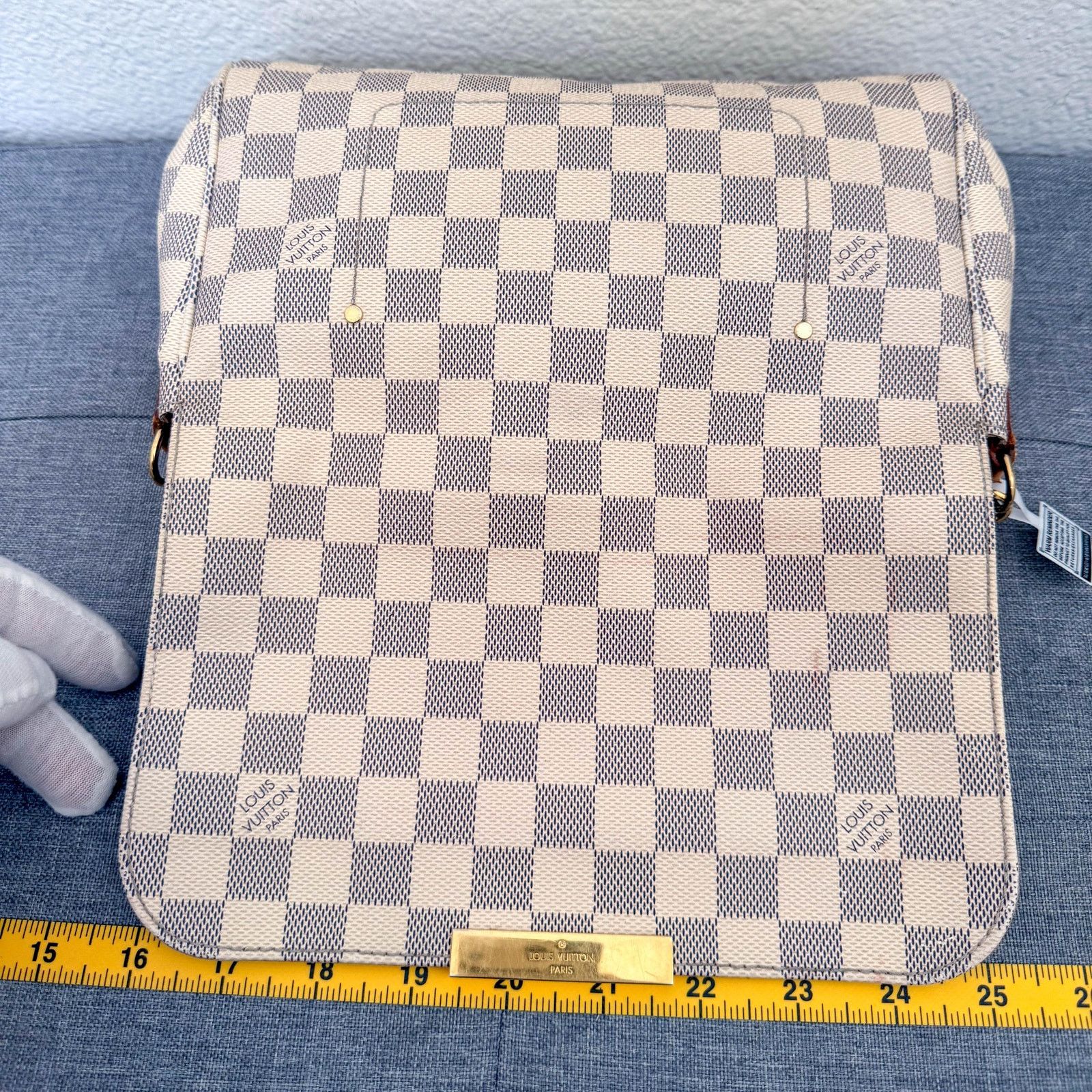 Louis Vuitton Authentic LV Damier Azur Favorite PM Crossbody Bag Size ONE SIZE - 8 Thumbnail