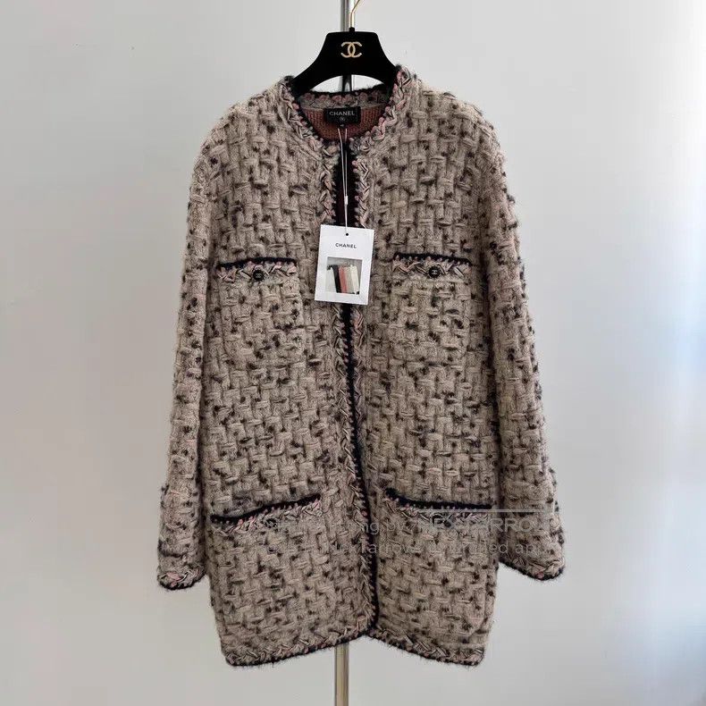 Chanel Chanel Autumn and winter milk tea pink blended cashmere kn Size S / US 4 / IT 40 - 1 Thumbnail
