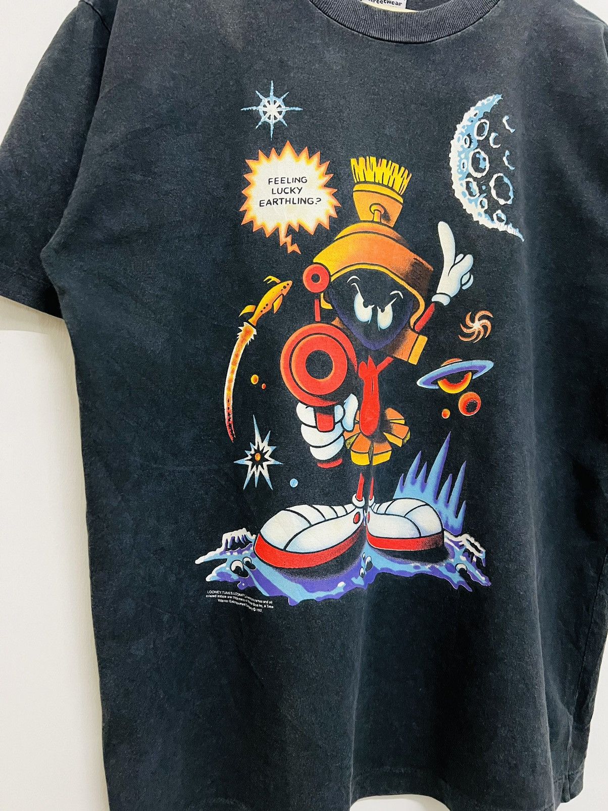 Vintage Vintage 90s Marvin The Martian Looney Tunes Tee Size US M / EU 48-50 / 2 - 3 Thumbnail