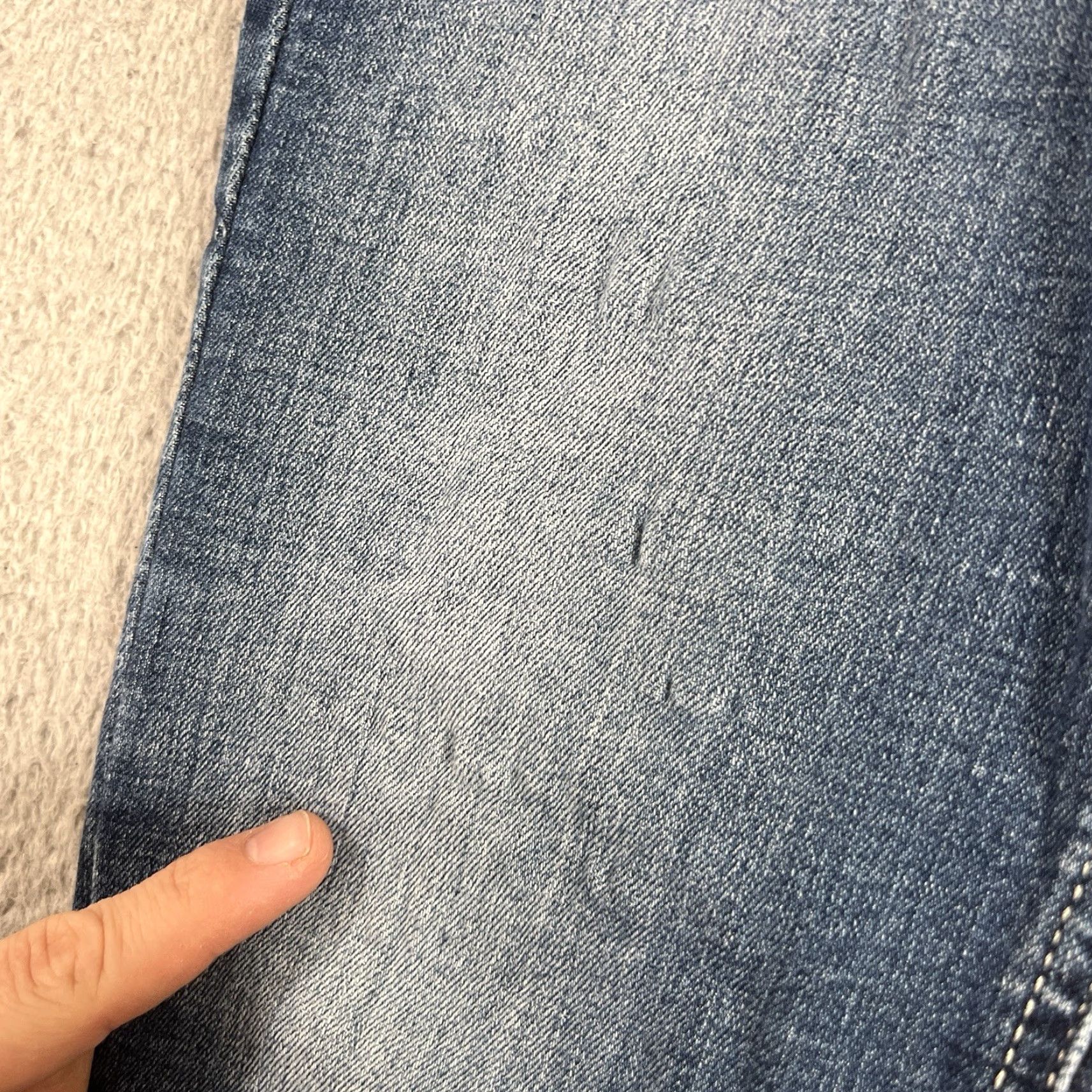 Silver Jeans Co. Silver Jeans Suki Bootcut Jeans Womens 28 Blue Mid Rise Dark Wash Denim Stretch, 5-Pocket, Regular, Inseam 34 - Silver Jeans Brand Size 28" / US 6 / IT 42 - 4 Thumbnail