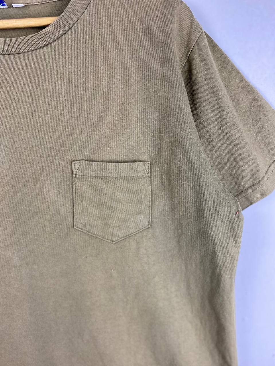 Avirex vintage avirex plain single pocket tee made in usa Size US XL / EU 56 / 4 - 3 Thumbnail