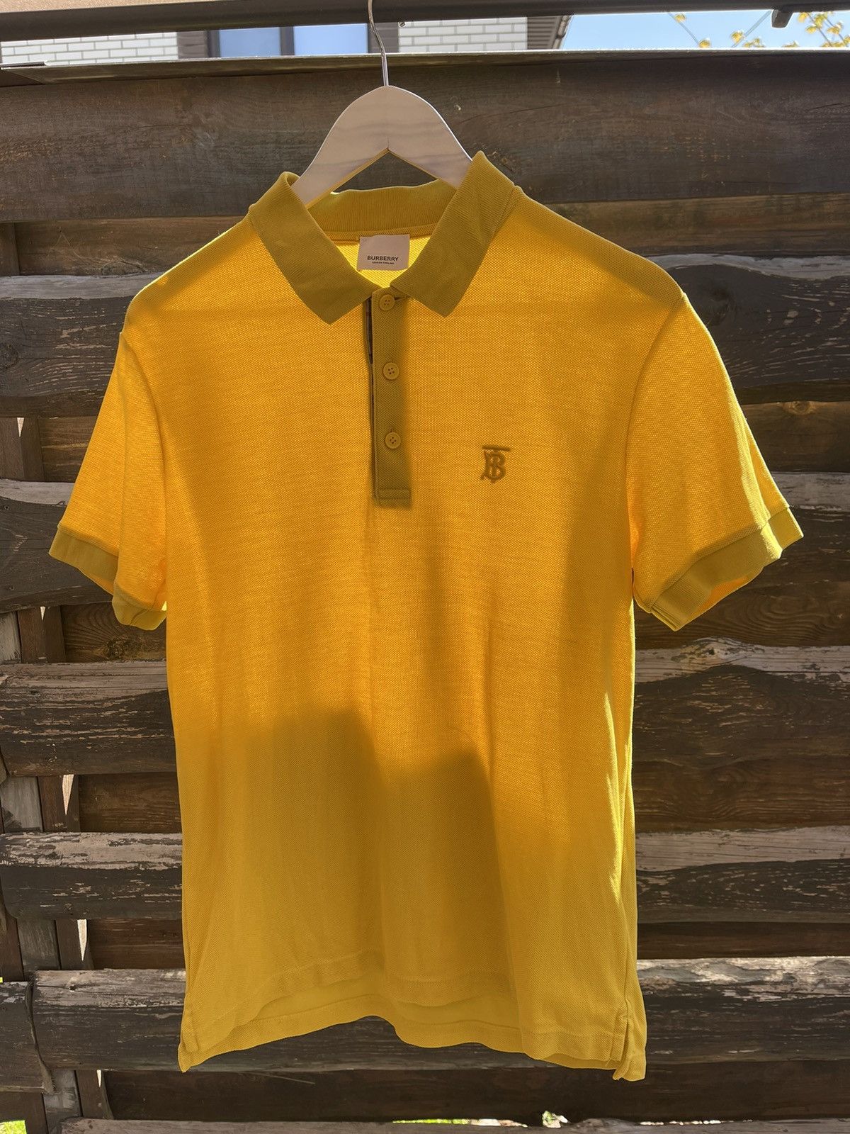 Burberry Burberry Yellow Polo shirt new collection Size US S / EU 44-46 / 1 - 3 Thumbnail