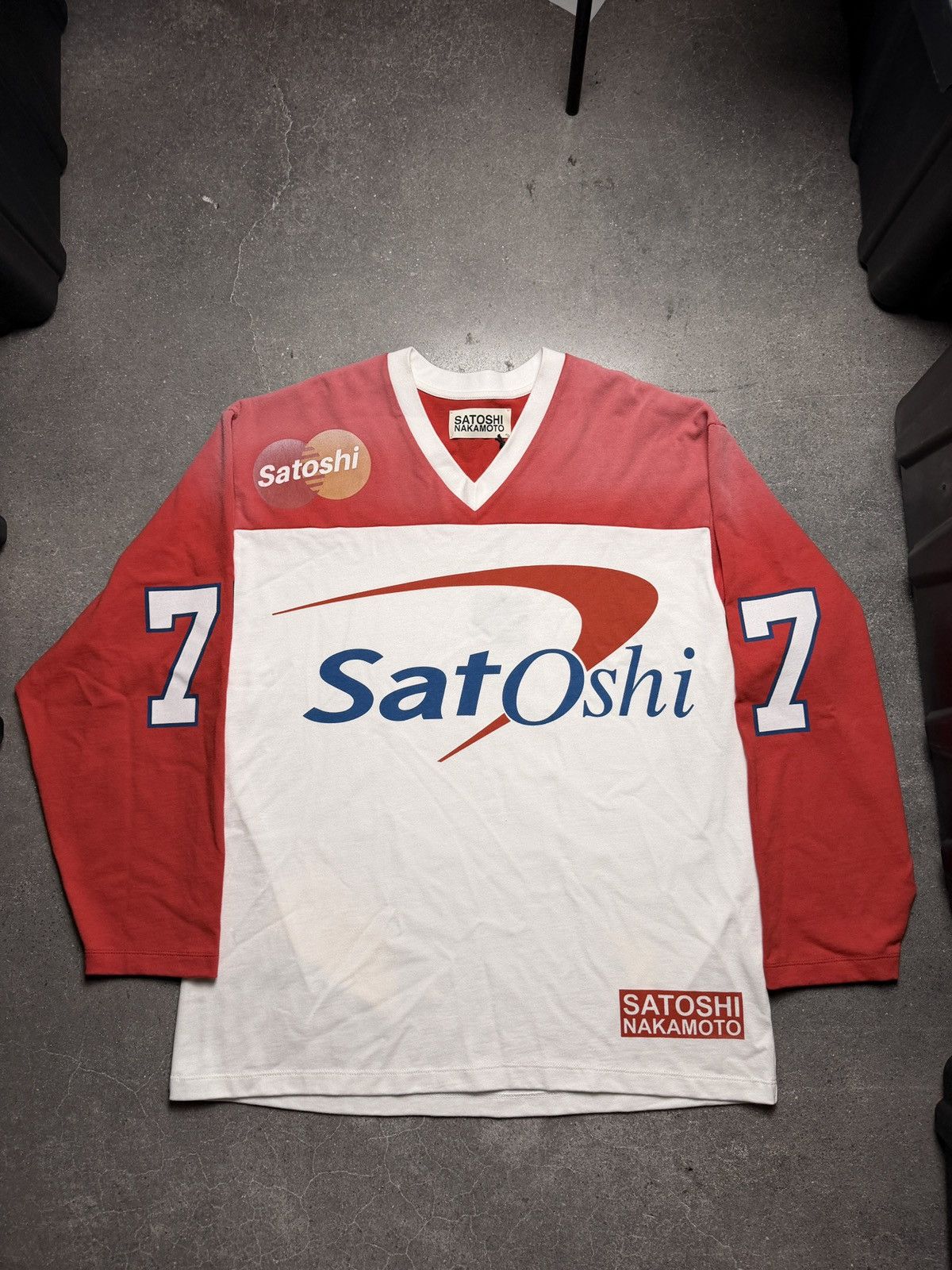 Satoshi Nakamoto Satoshi Nakamoto Bank of Satoshi Jersey White Red Size US L / EU 52-54 / 3 - 1 Thumbnail