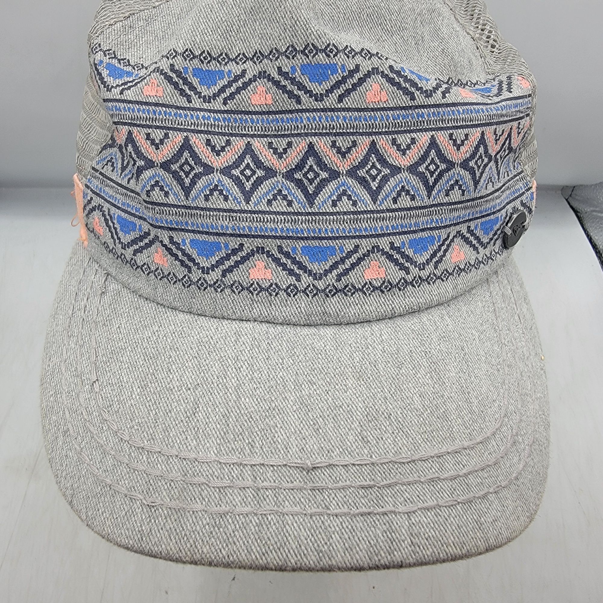 Other Roxy Womens Gray Trucker Hat Cap Tribal Print Casual Outdoor Size ONE SIZE - 6 Thumbnail