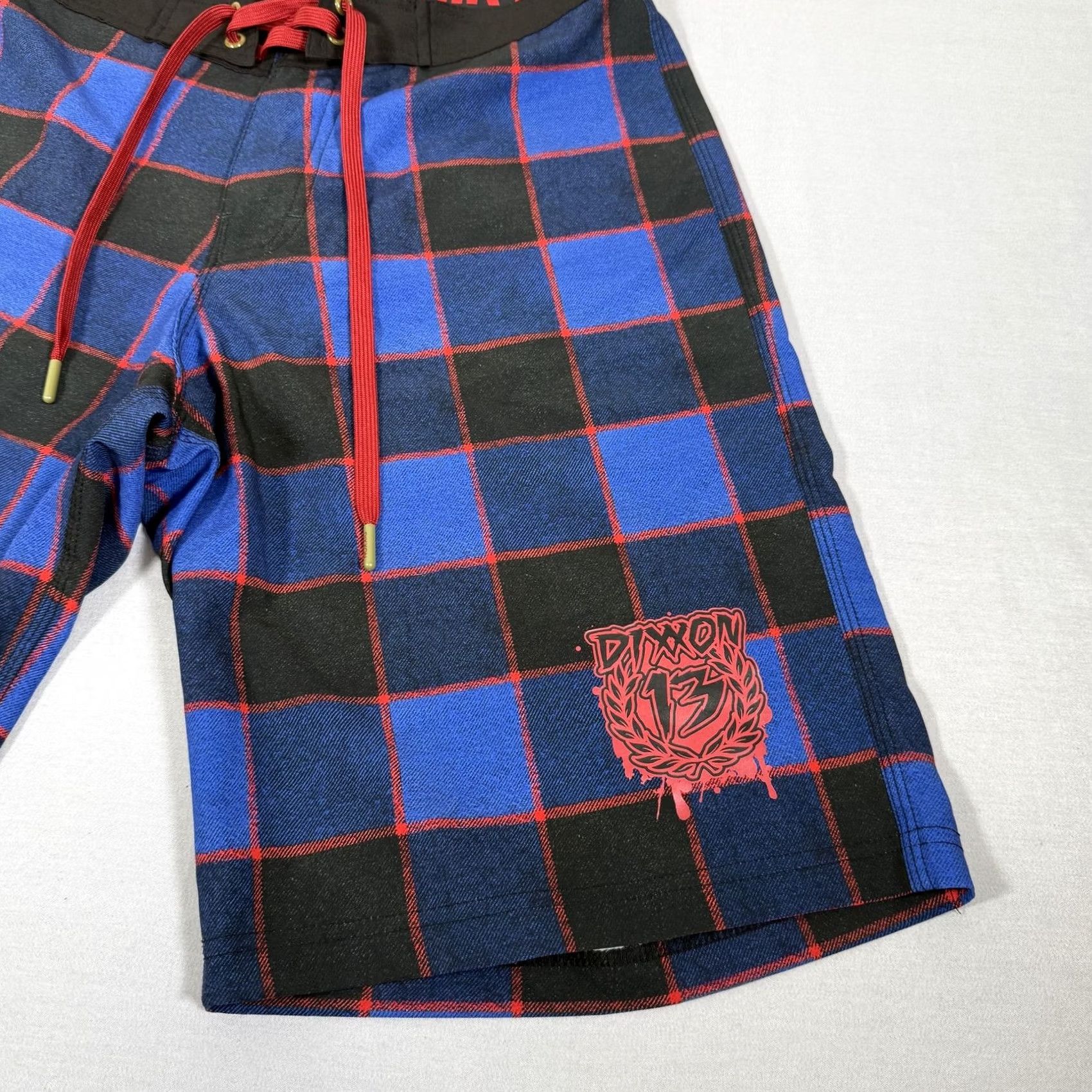 Vintage Dixxon Flannel Company Board Shorts Mens 30 Blue Plaid Friday the 13th Horror Surfing Recreational Back Pocket Drawstring Pockets Size US 30 / EU 46 - 3 Thumbnail