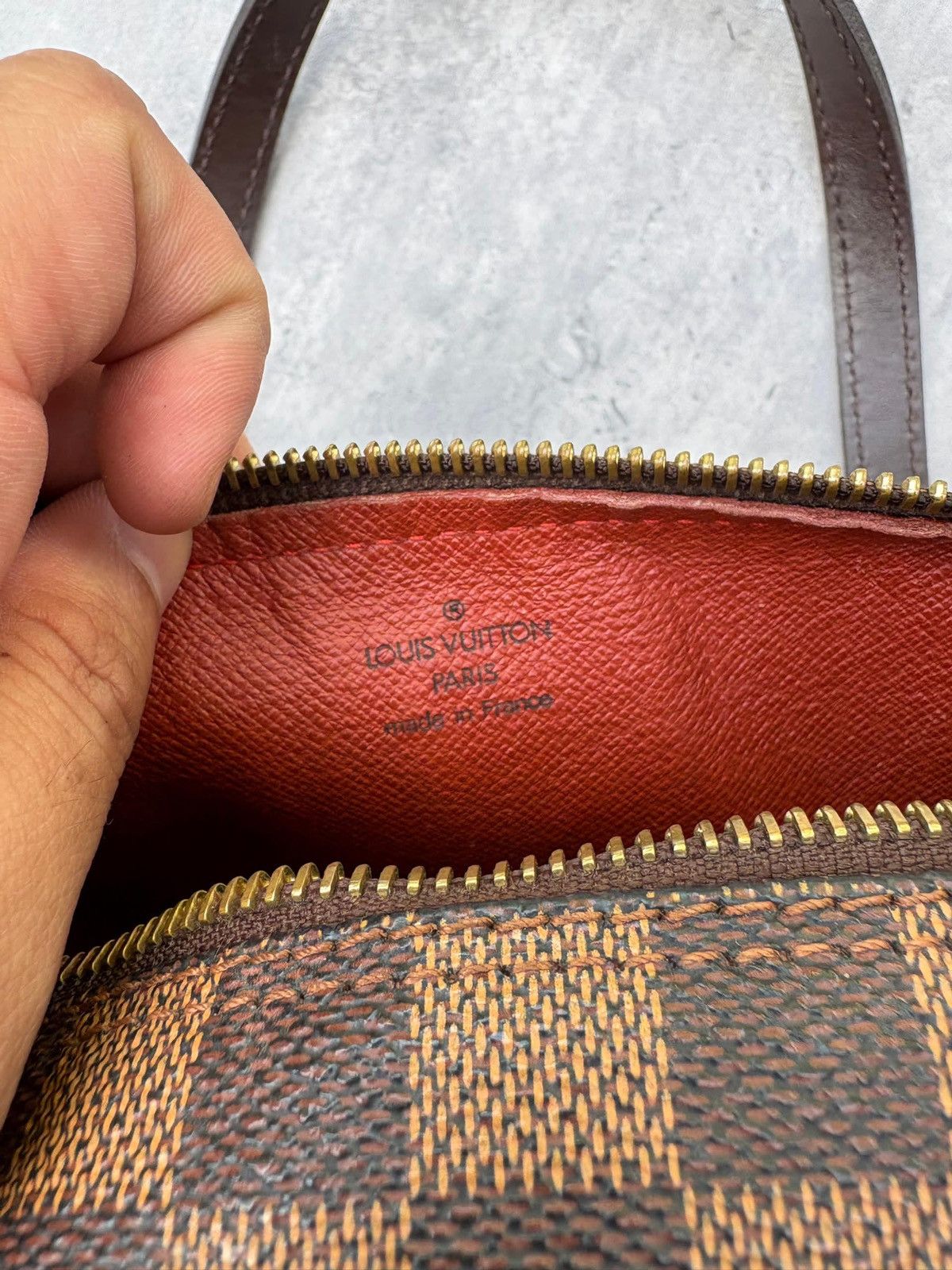 Louis Vuitton Louis Vuitton Papillon Damier Ebene 26 Size ONE SIZE - 8 Thumbnail