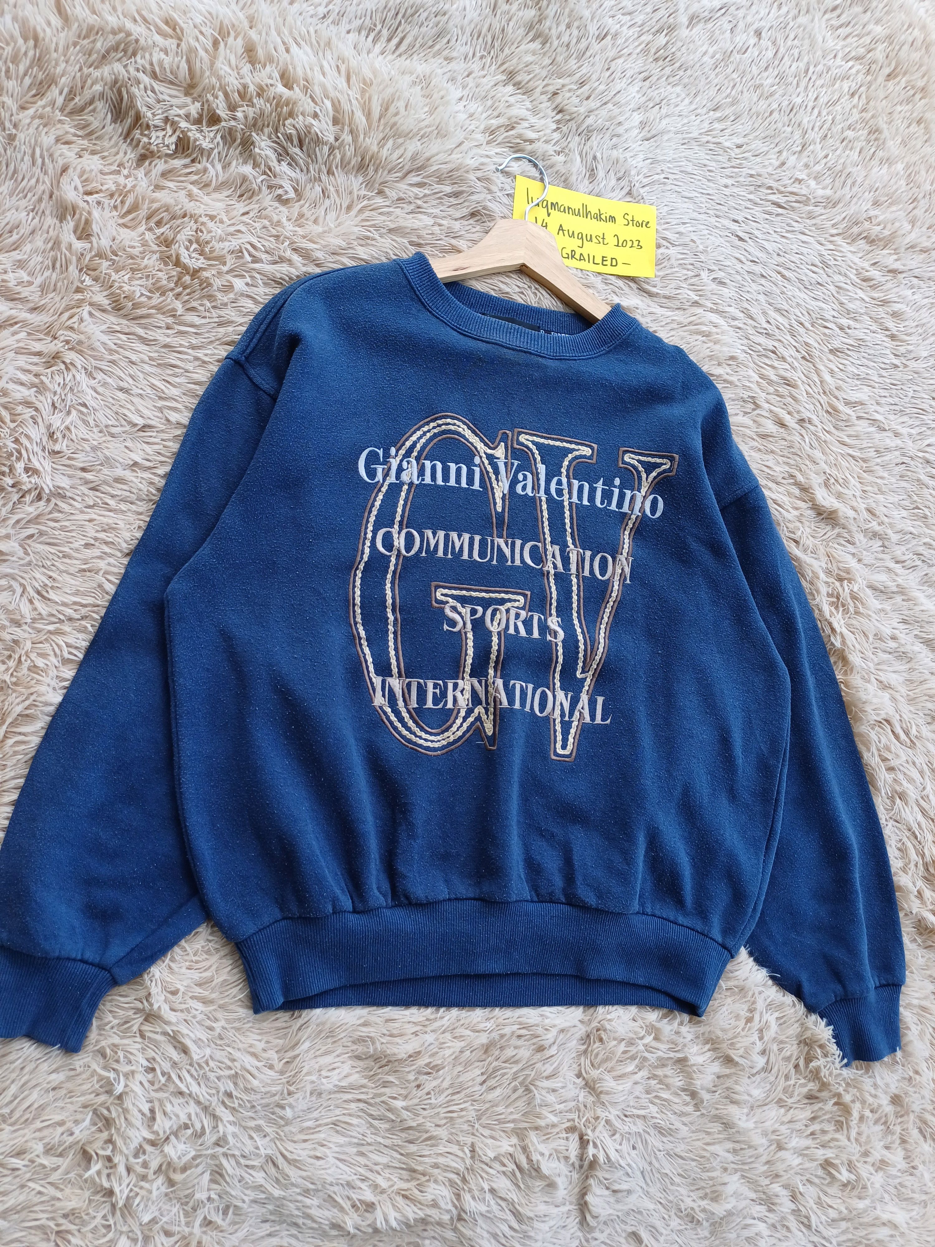 Gianni Valentino Rare Vintage Gianni Valentino Big Logo Spellout Sweater Size US L / EU 52-54 / 3 - 2 Thumbnail