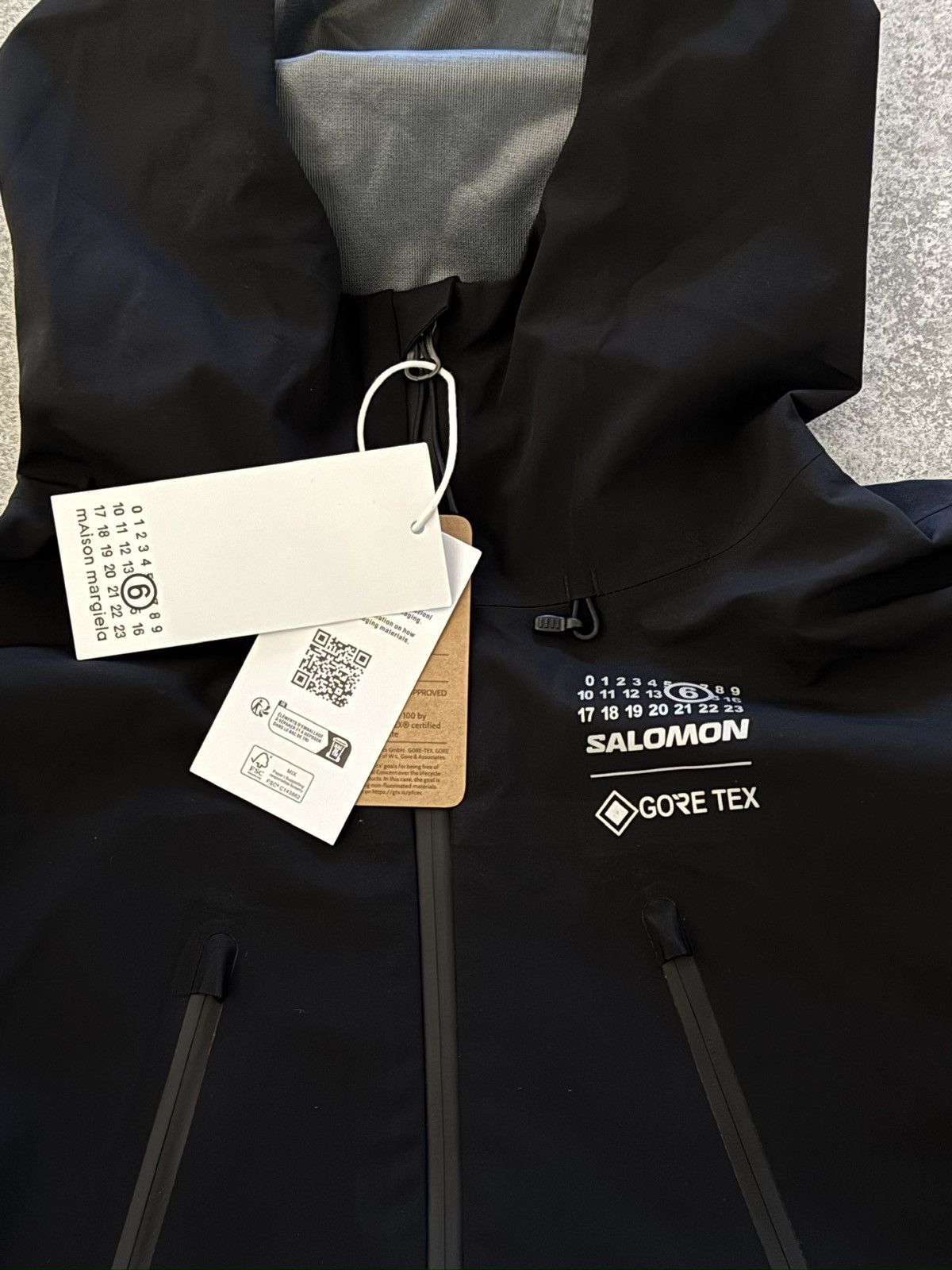 Salomon MM6 Maison Margiela X Salomon GORE-TEX Hooded Windbreaker Size M / US 6-8 / IT 42-44 - 3 Thumbnail