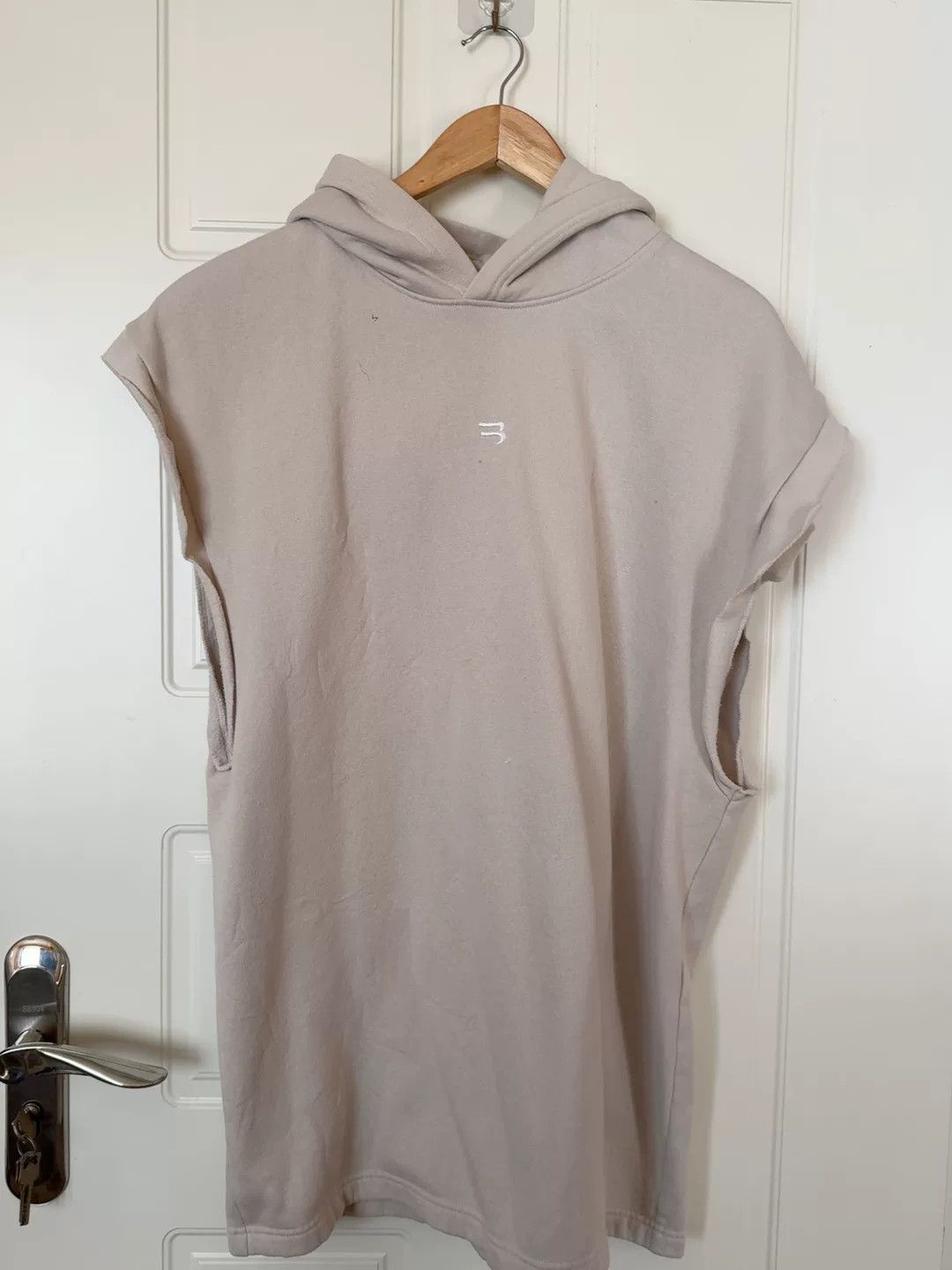 Balenciaga sleeveless hooded tank top by Balenciaga Size US XS / EU 42 / 0 - 1 Thumbnail