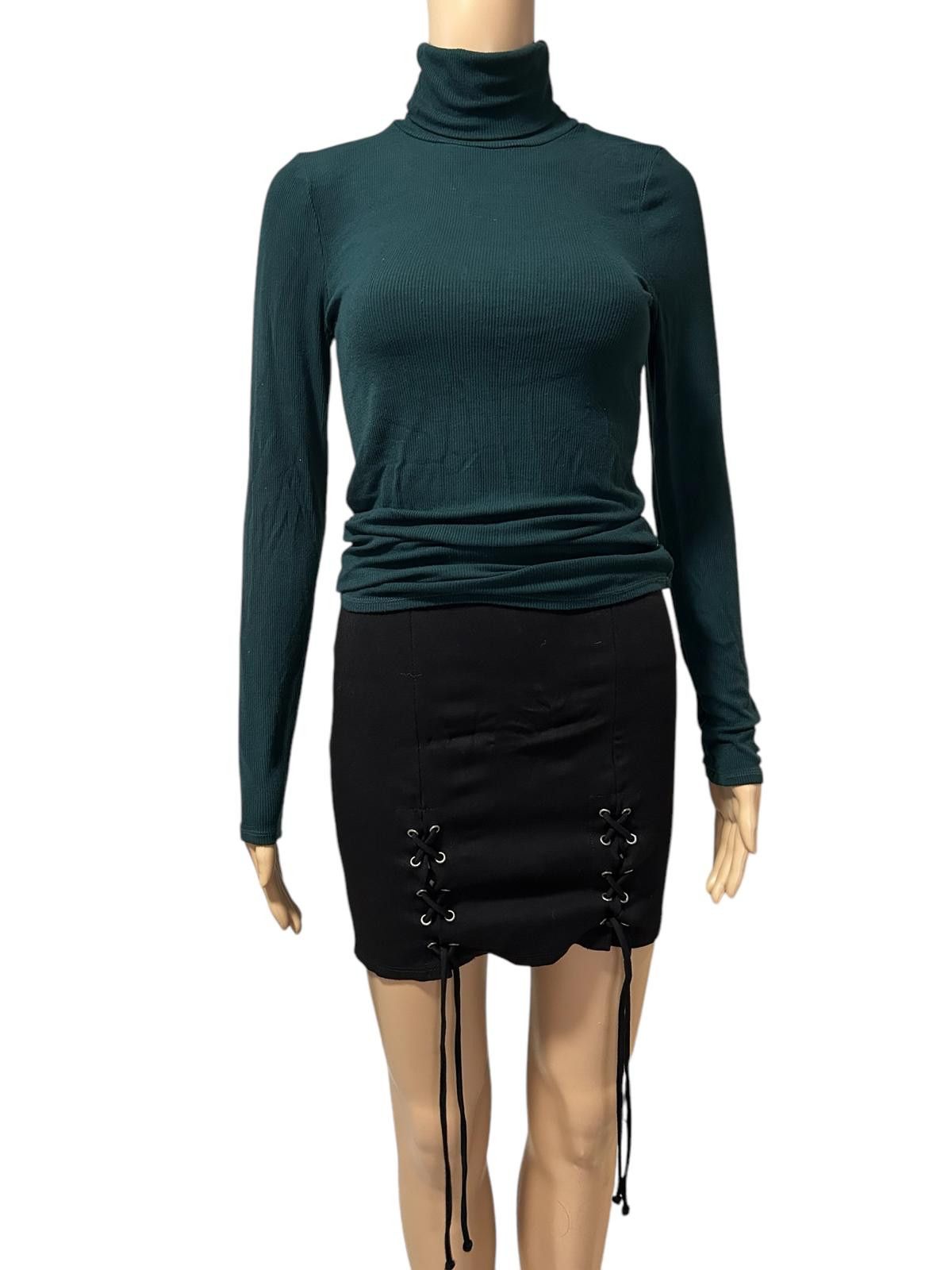 Designer Chic Green Turtleneck Top Size M / US 6-8 / IT 42-44 - 1 Thumbnail