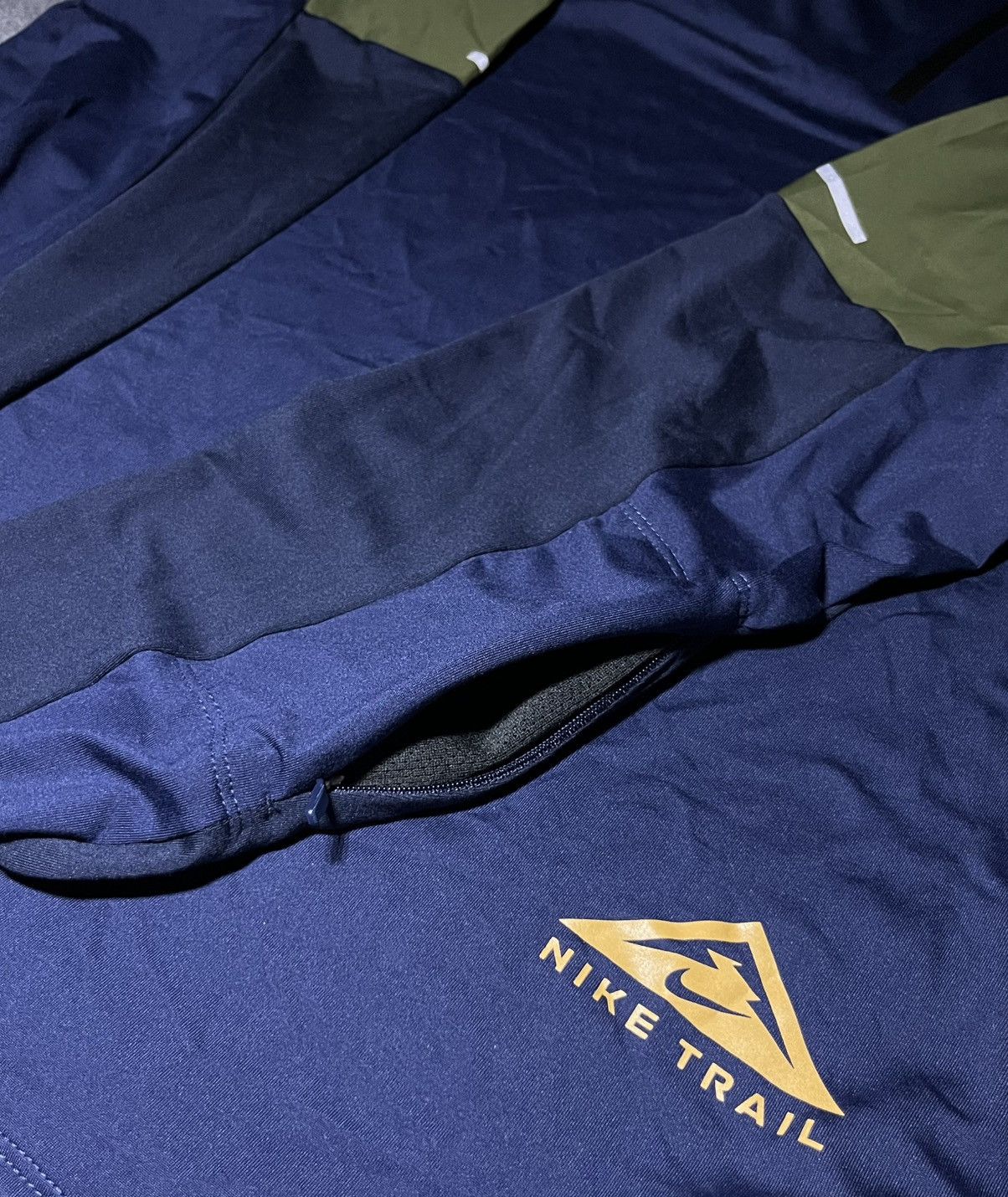 Nike NEW Nike Dri-Fit Trail Running 1/3 Zip Longsleeve Shirt Size US L / EU 52-54 / 3 - 7 Thumbnail