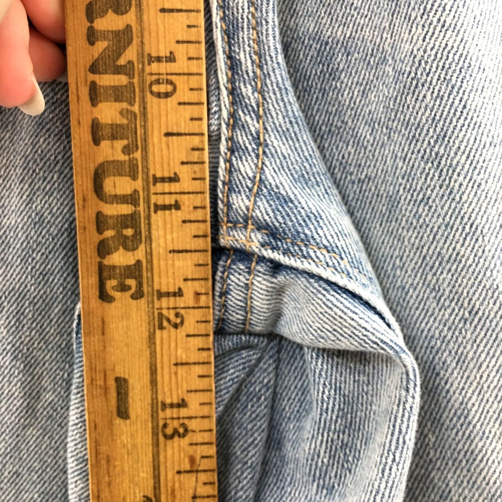 American Eagle Outfitters American Eagle Outfitters Mom Jeans Womens 2 X-Long Blue Denim Distressed Jeans Size 26" / US 2 / IT 38 - 7 Thumbnail