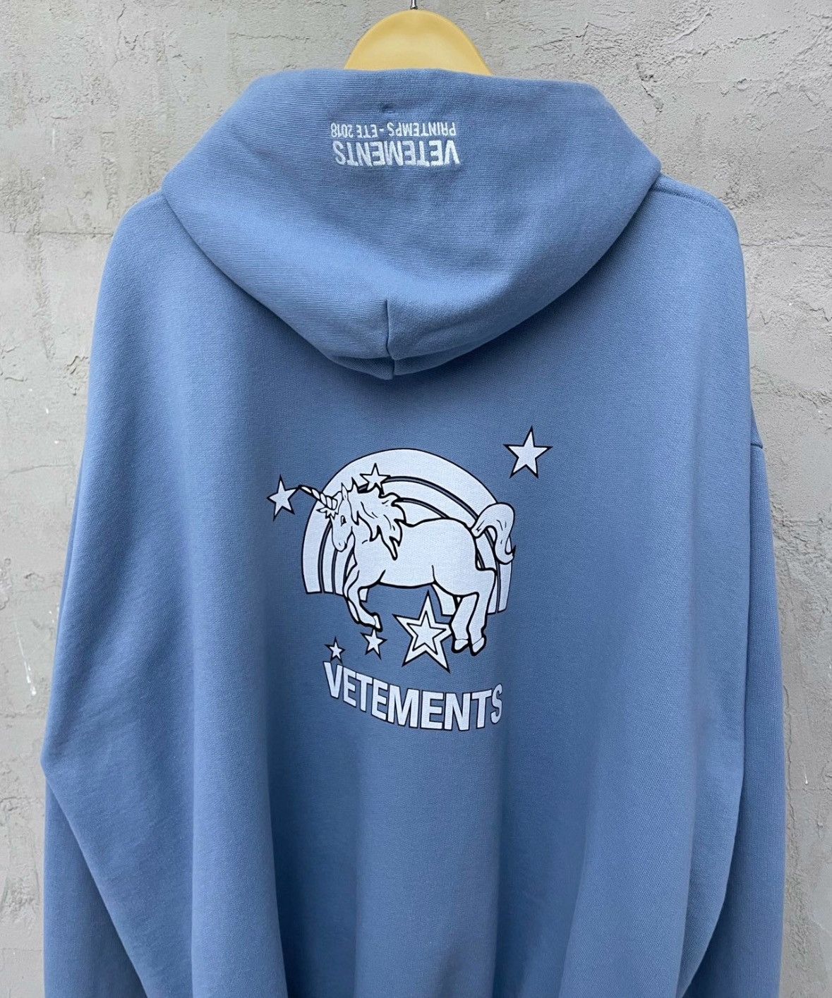 Vetements Vetements 2018 Unicorn Hoodie 2408-Nextarrow Size US S / EU 44-46 / 1 - 4 Thumbnail