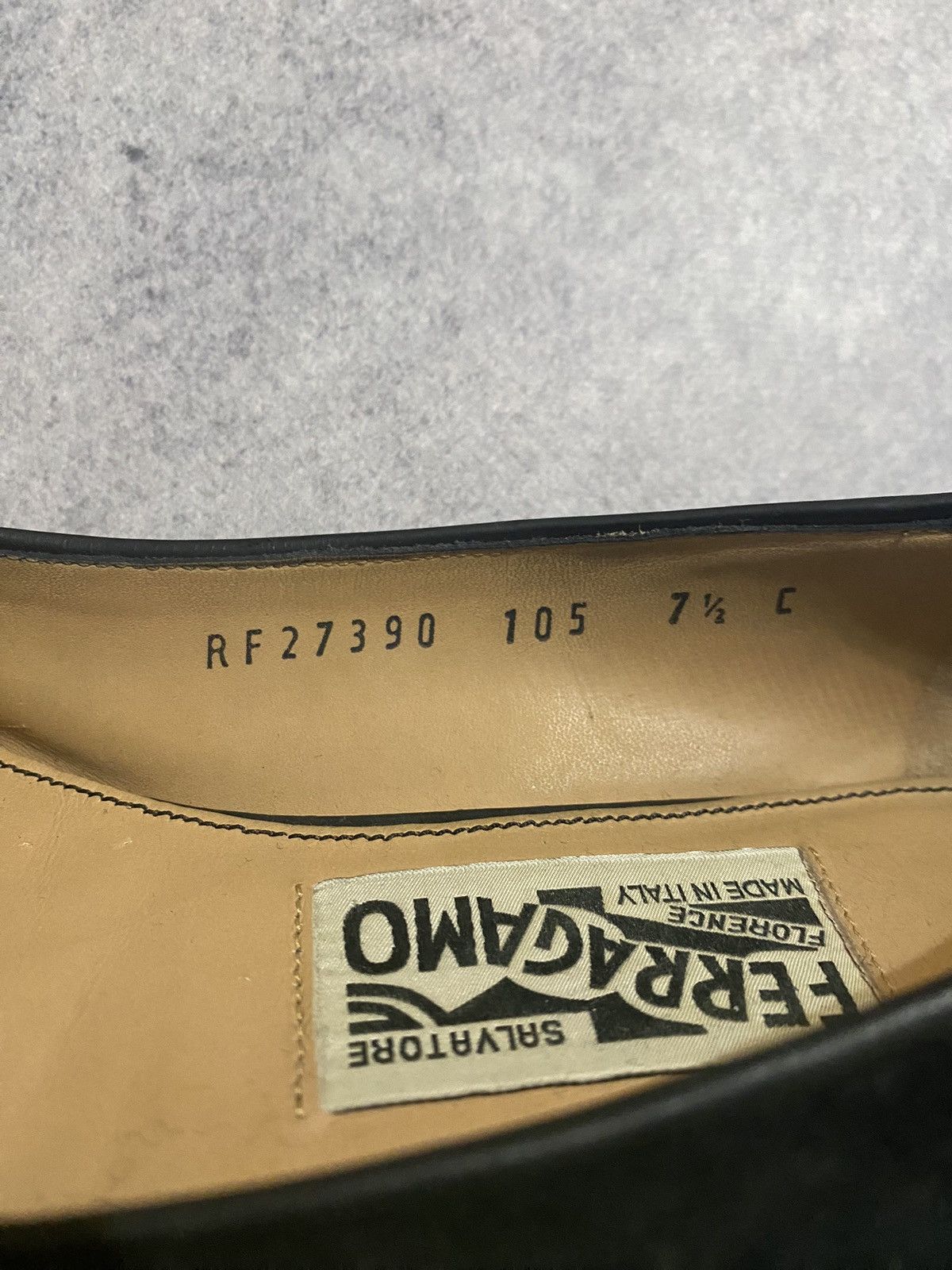Salvatore Ferragamo × Vintage Salvatore Ferragamo Ballet Flats Gold Size US 7.5 / IT 37.5 - 8 Thumbnail