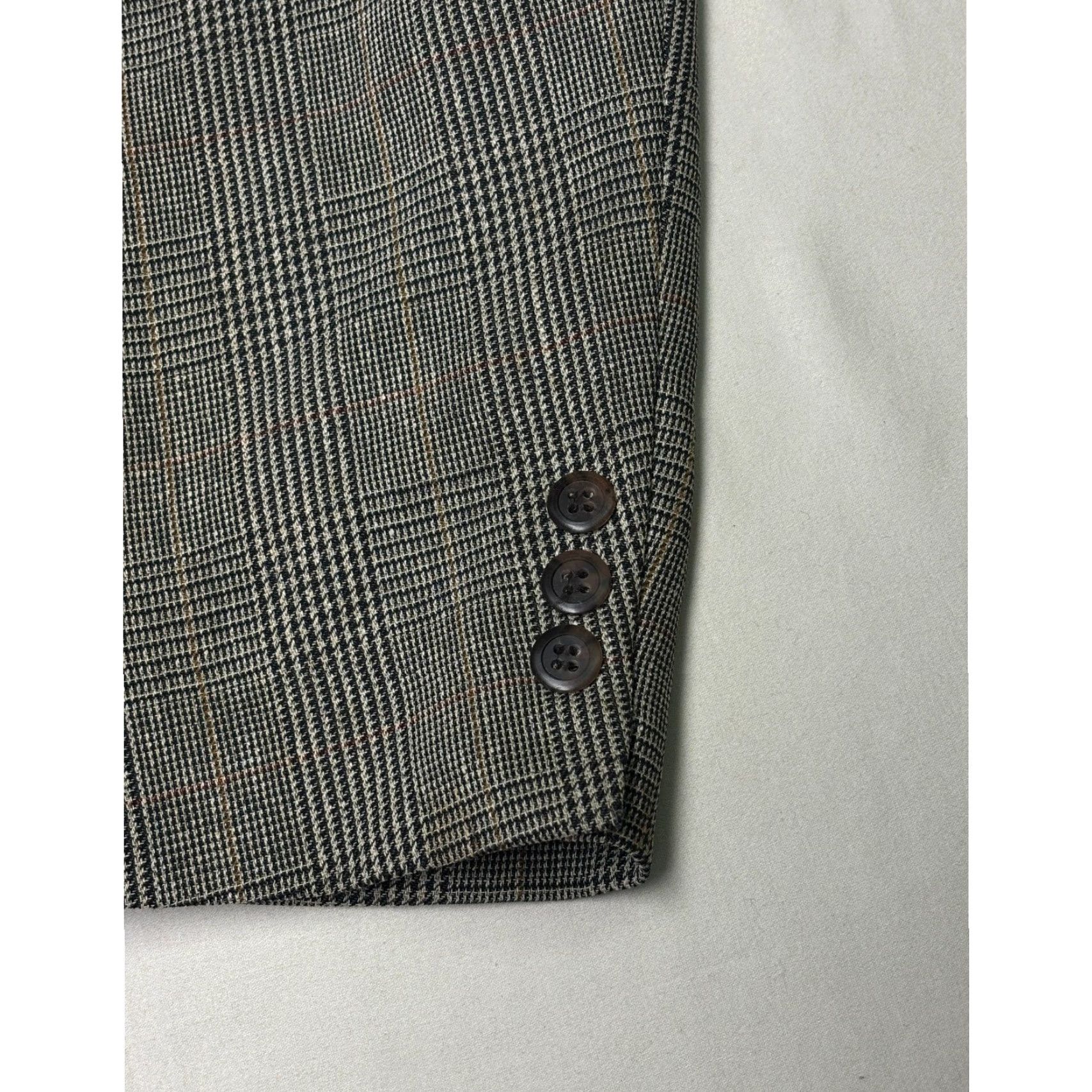 Brooks Brothers VINTAGE Brooks Brothers Men's Glen Plaid Wool Blend Blazer 44LG Union Made USA Sport Coat Regular Gray Plaid 90s Mens Size 44R - 3 Thumbnail