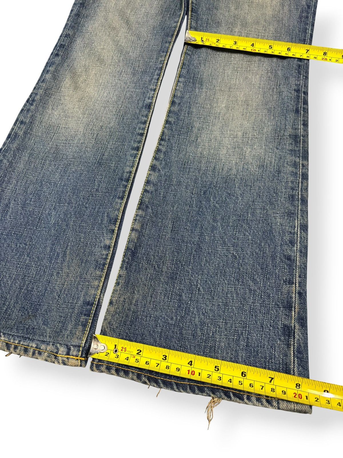Vintage Vintage Y2K Blue Cult Midrise Flare Leg Mud Wash Jeans Size 28" / US 6 / IT 42 - 15 Thumbnail