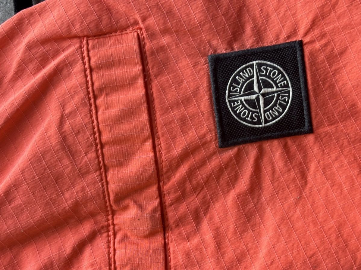Stone Island STONE ISLAND SHORTS SIZE M Size US 36 / EU 52 - 6 Thumbnail