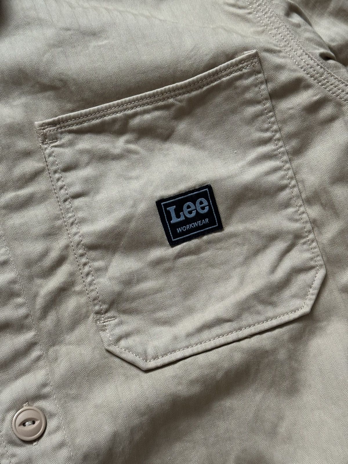 Lee × Vintage Lee workwear beige cargo shirt overshirt button up jacket Size US M / EU 48-50 / 2 - 8 Thumbnail