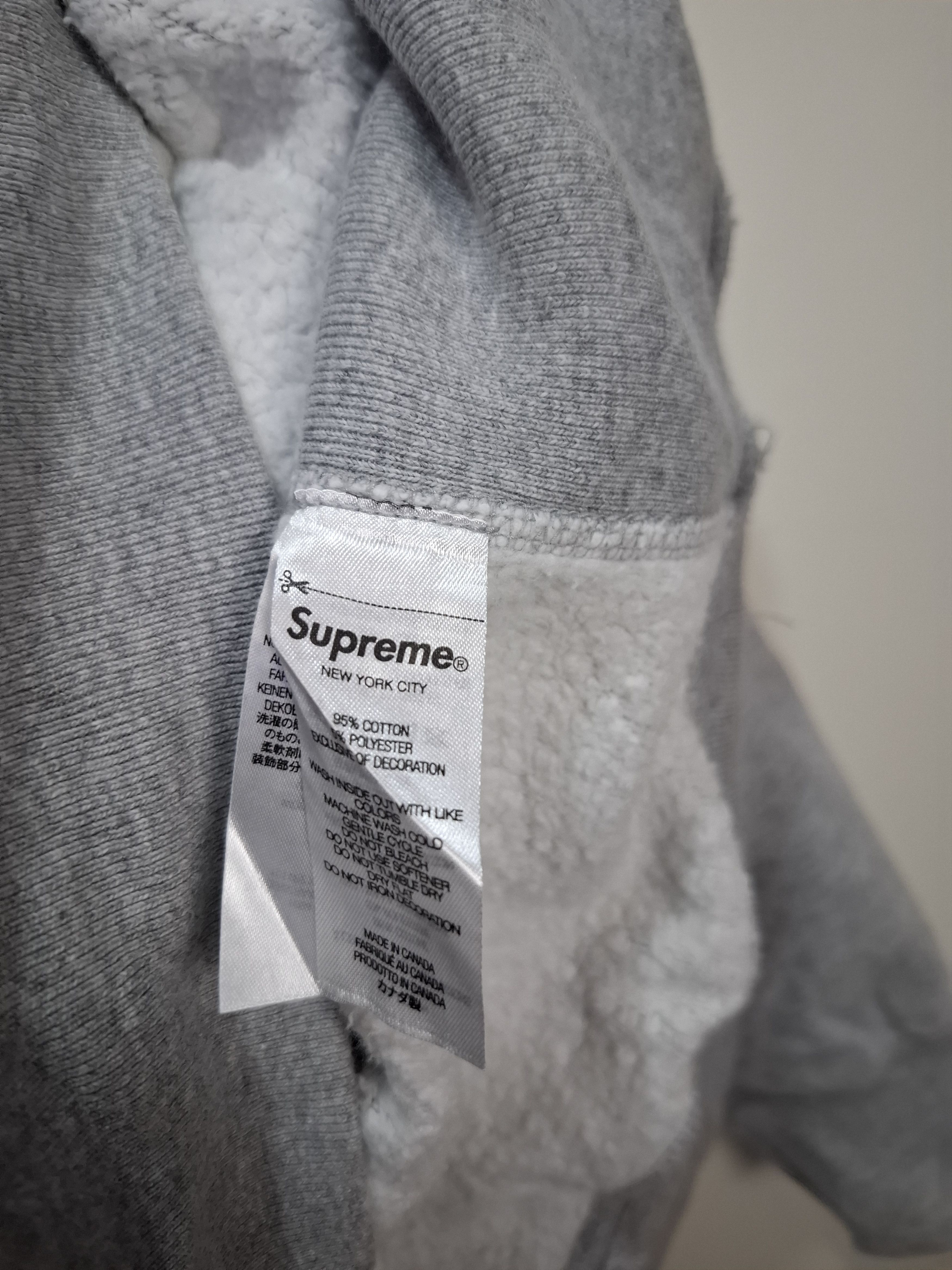 Supreme Supreme arabic script Size US XL / EU 56 / 4 - 6 Thumbnail
