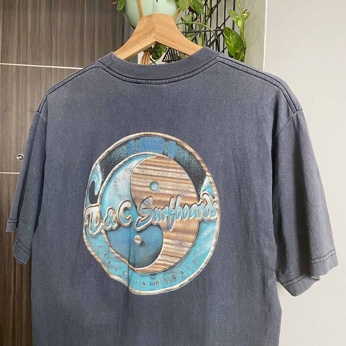 Vintage Thrashed Faded Vintage 90s T&C Surf Design ERD GRUNGE TEE Size US M / EU 48-50 / 2 - 5 Thumbnail