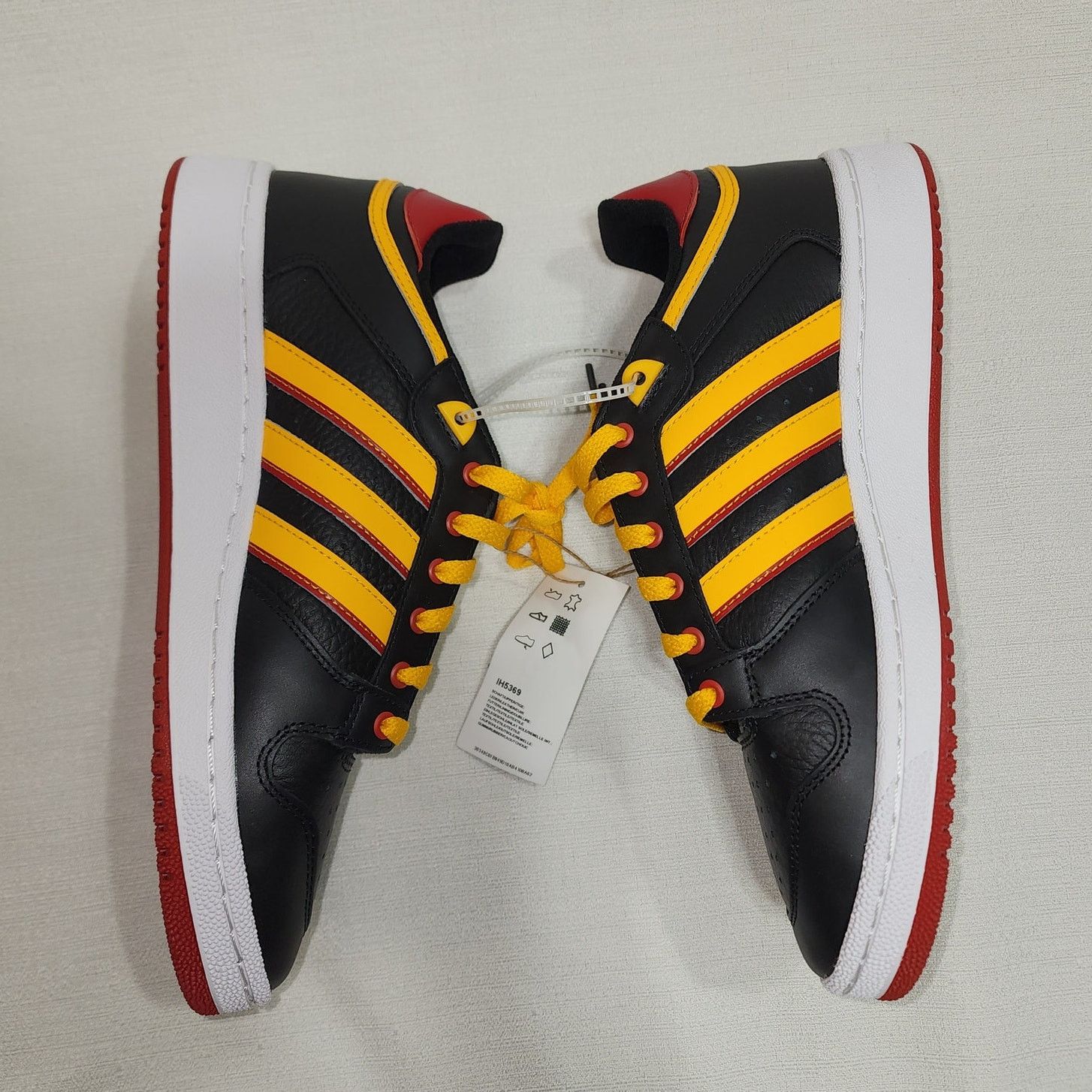 Adidas Adidas Centennial RM NCAA Grambling University men's Size 9 Size US 9 / EU 42 - 8 Thumbnail