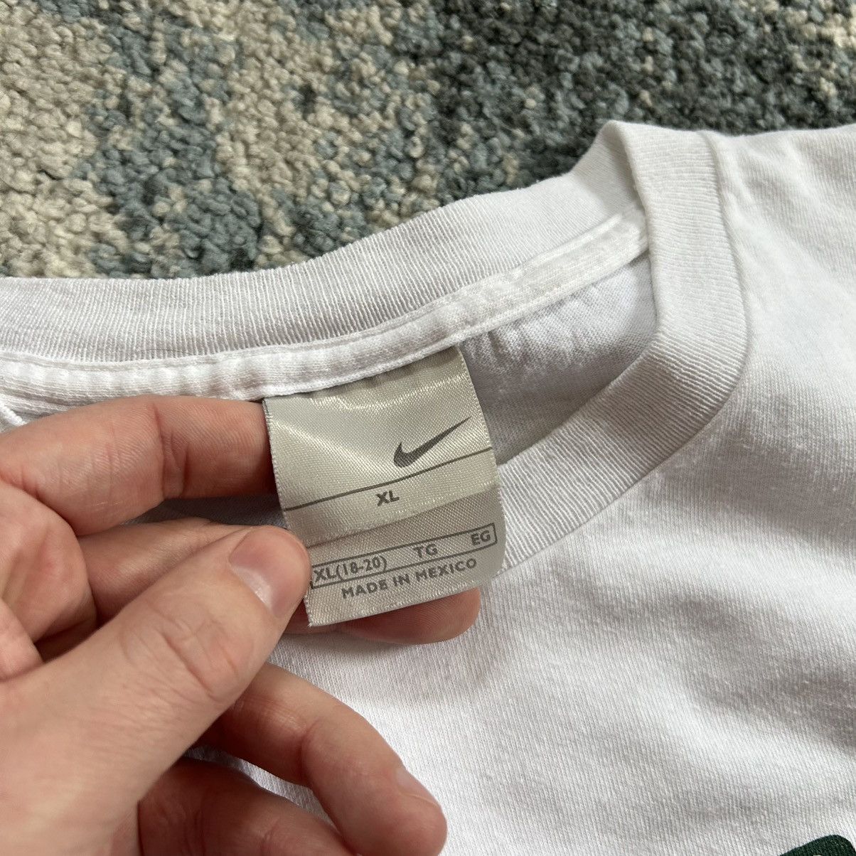 Nike 2003 OREGON TRACK iS BACK TEE NiKE SiLVER TAB TAG LABEL Size XL / US 12-14 / IT 48-50 - 6 Thumbnail