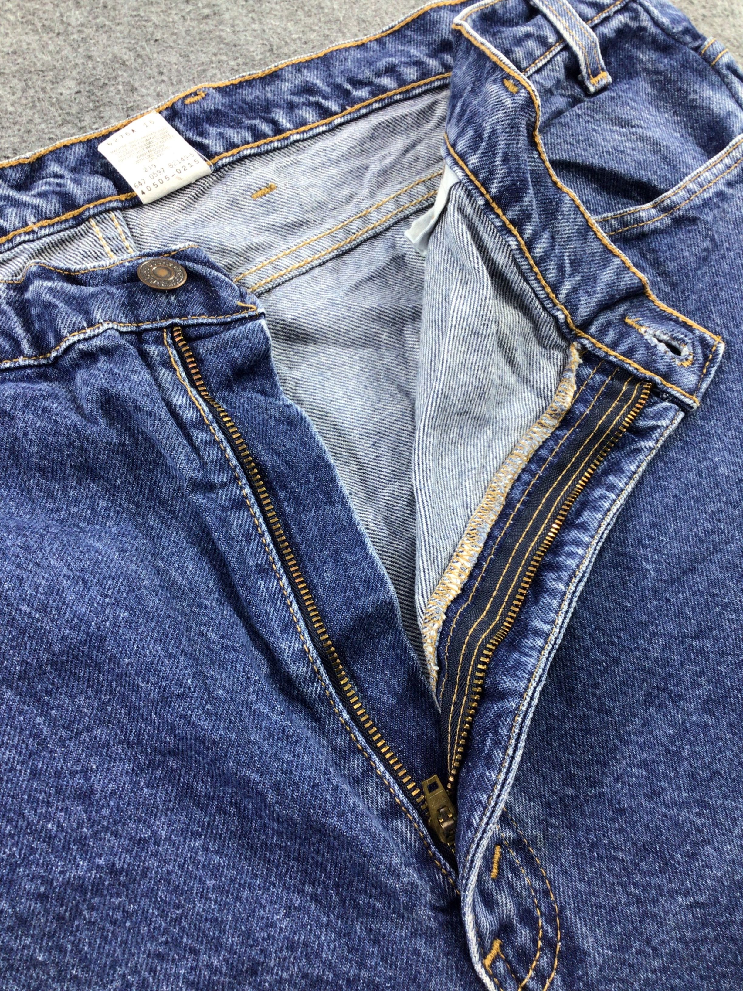 Levi's Vintage Levis 505 Orange Tab Jeans -J847 Size US 44 / EU 60 - 7 Thumbnail