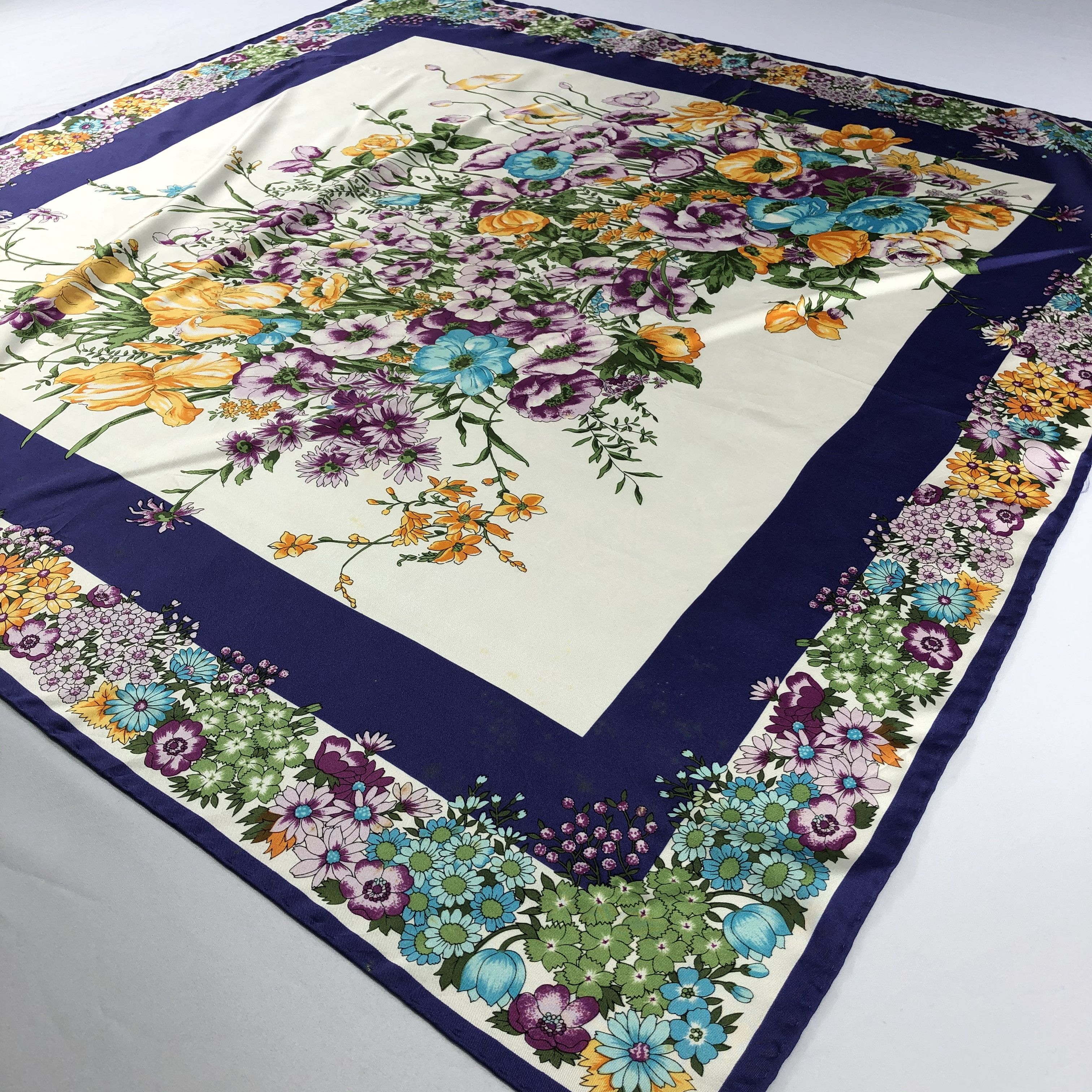Vintage Vintage Silk Scarf Size ONE SIZE - 3 Thumbnail