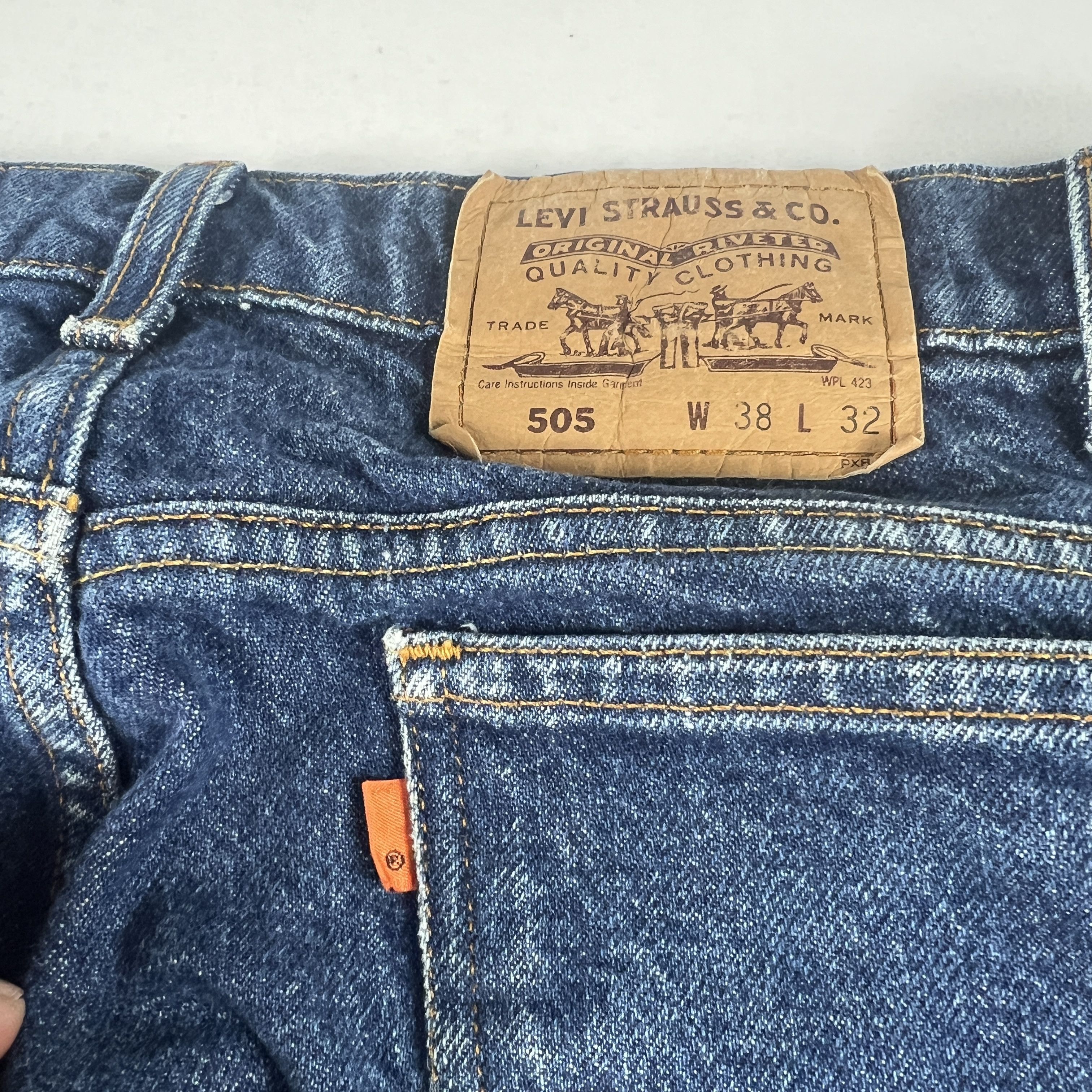 Levi's × Vintage VTG 90s Levi's Jean 505 Straight Dark Blue Denim Orange Tab Size US 37 - 12 Thumbnail