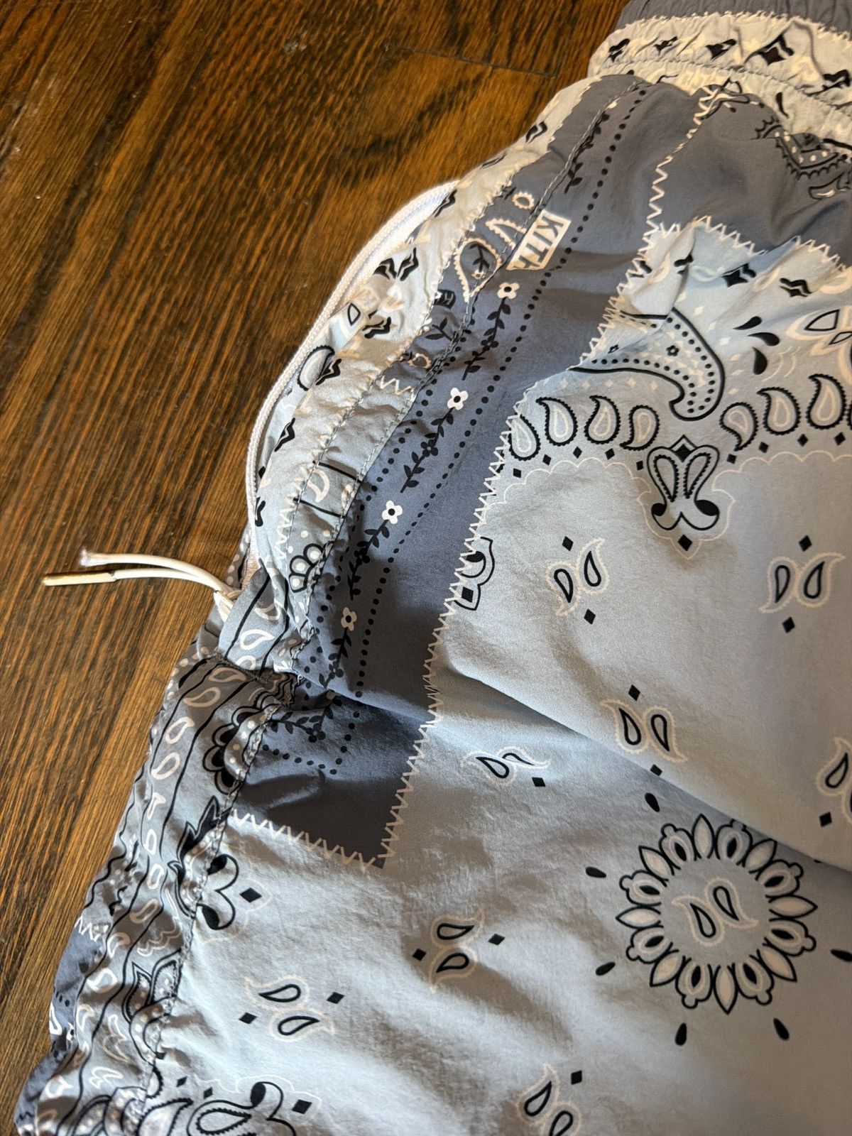 Kith Kith Bandana Swim Shorts Size 30 Size US 30 / EU 46 - 5 Thumbnail