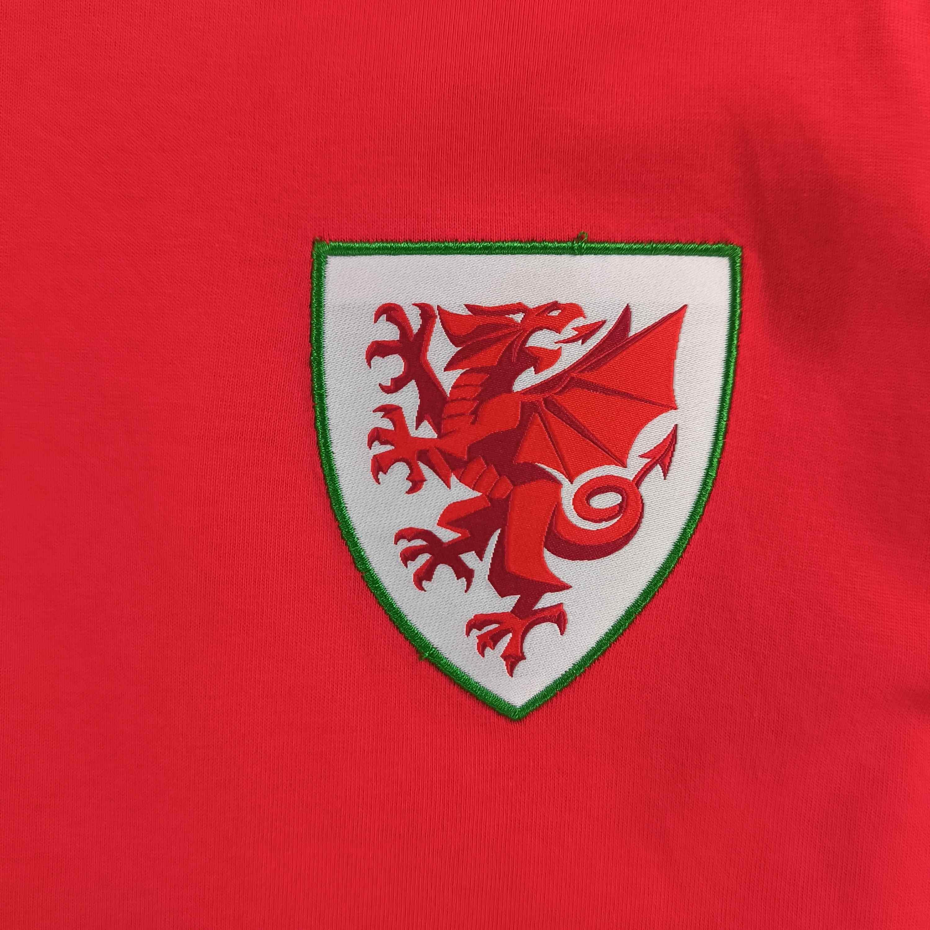Other Wales home retro football jersey shirt size L Size US L / EU 52-54 / 3 - 3 Thumbnail