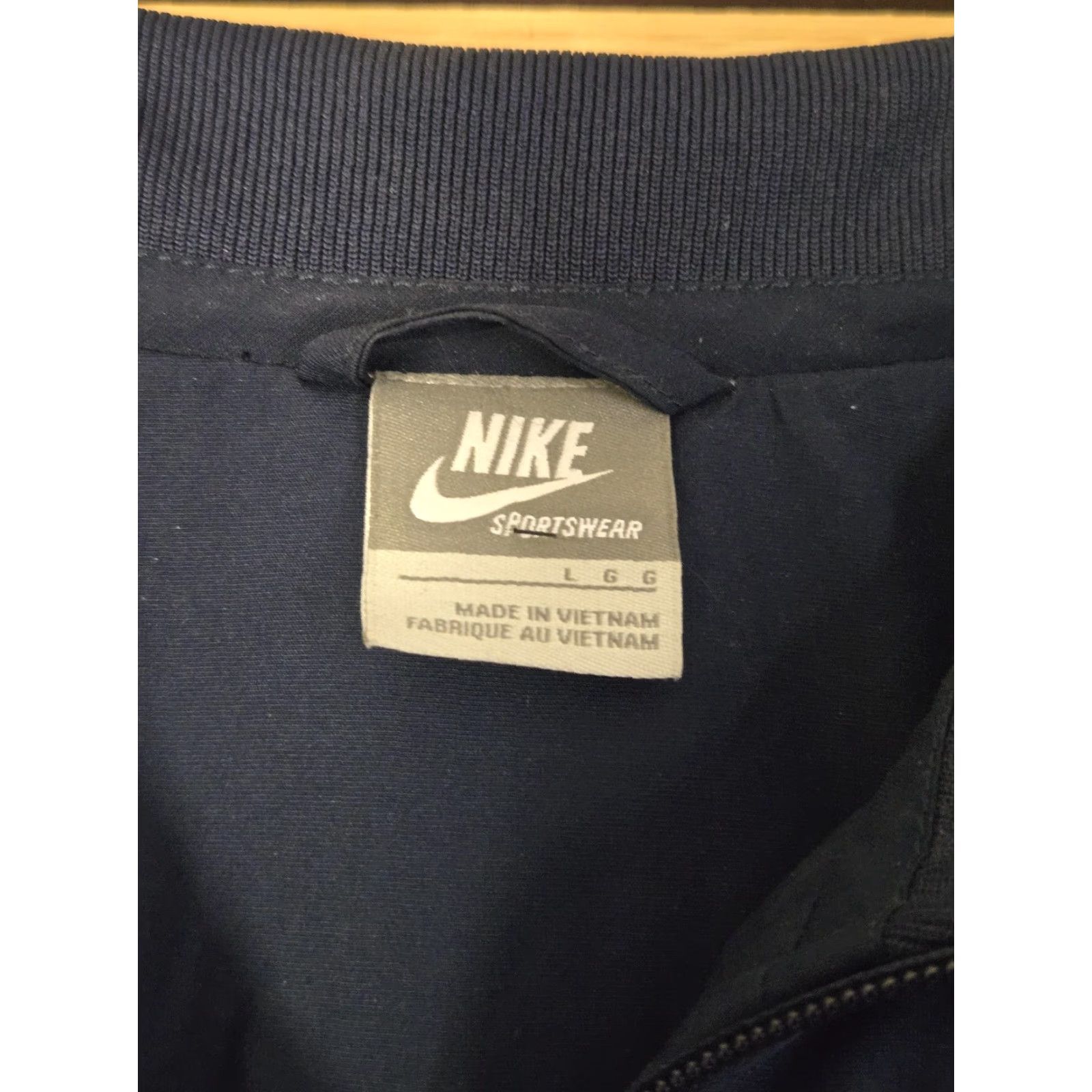Nike Nike Jacket Mens Large Blue Full Zip Lightweight Windbreaker Coat Sportswear Size US L / EU 52-54 / 3 - 4 Thumbnail