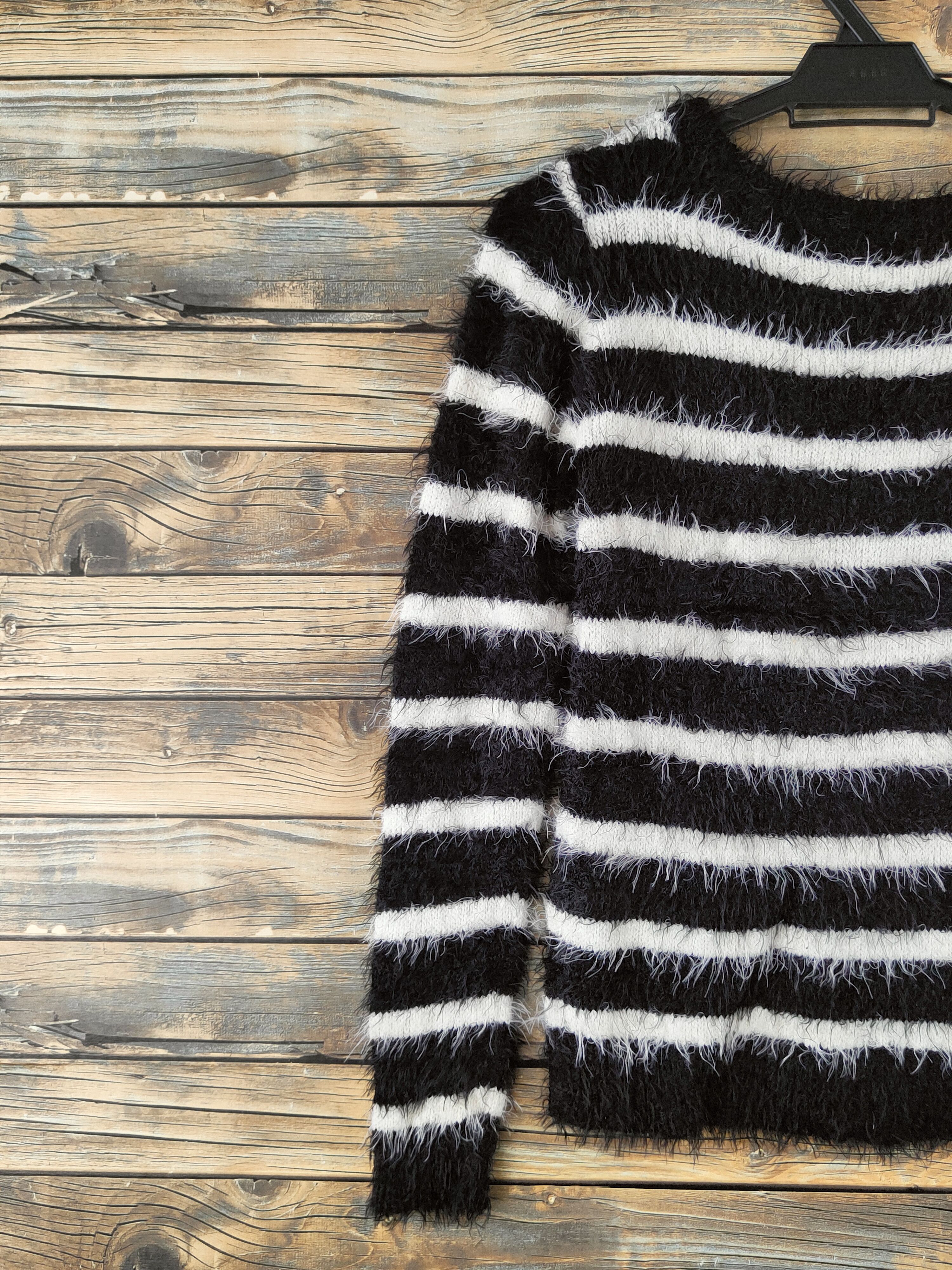 Japanese Brand DL Avail Jean Black White Fur Mohair Knitwear #46-924 Size M / US 6-8 / IT 42-44 - 8 Thumbnail
