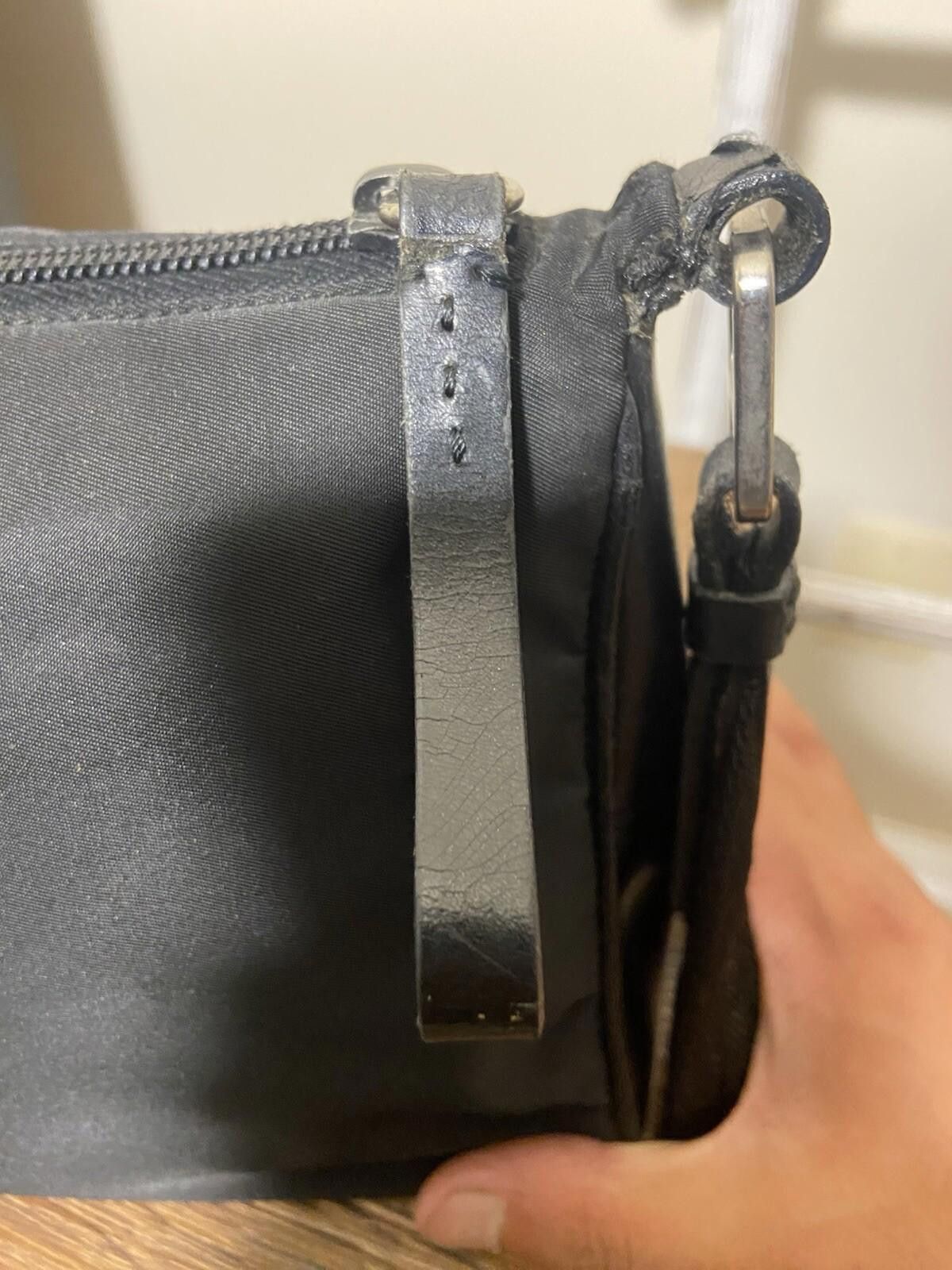 Prada Vintage Prada black nylon leather shoulder bag scuffed/solid Size ONE SIZE - 9 Thumbnail