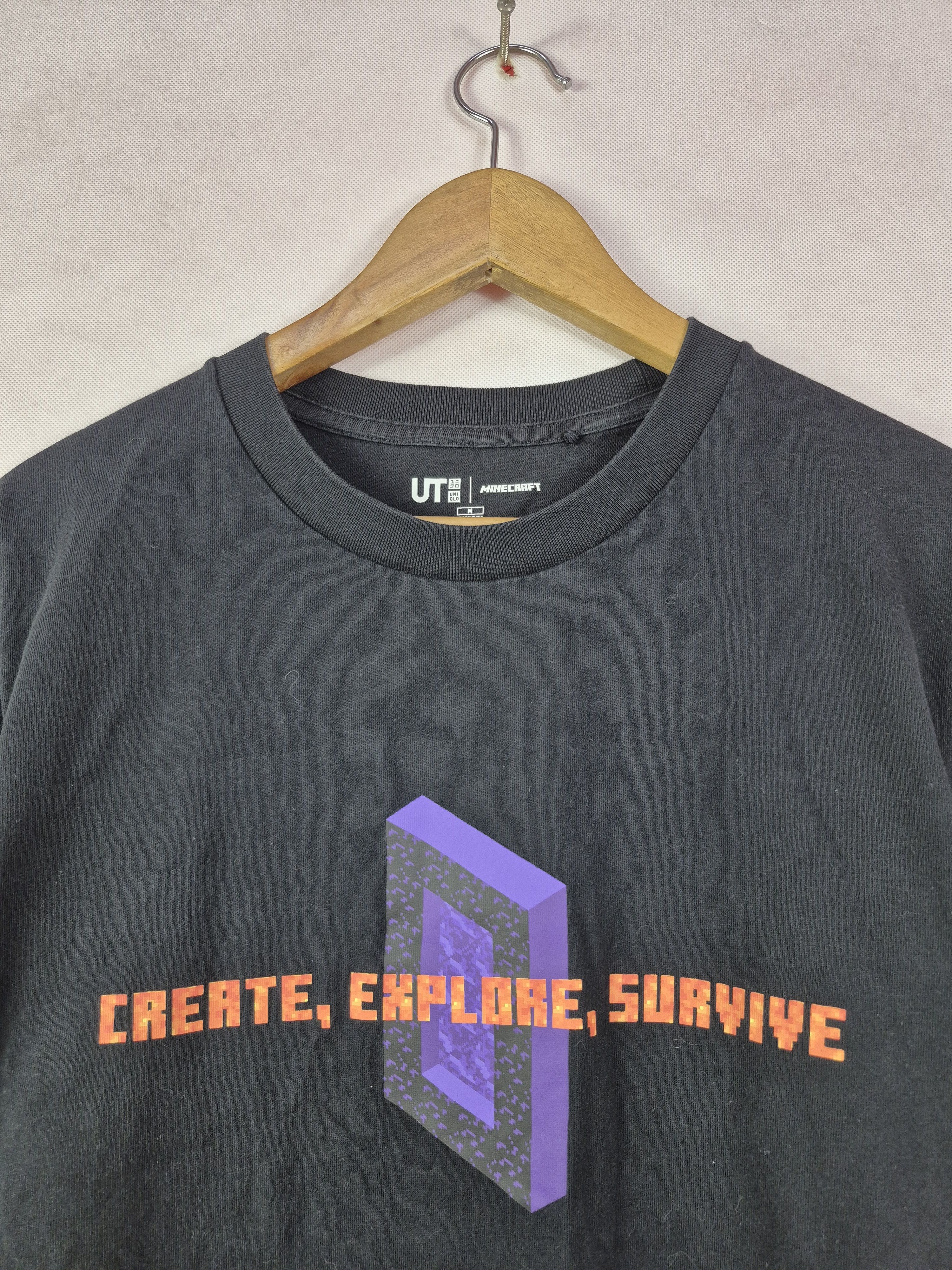 Uniqlo 🔥 Uniqlo Minecraft Games Promo Tee Size US M / EU 48-50 / 2 - 4 Thumbnail