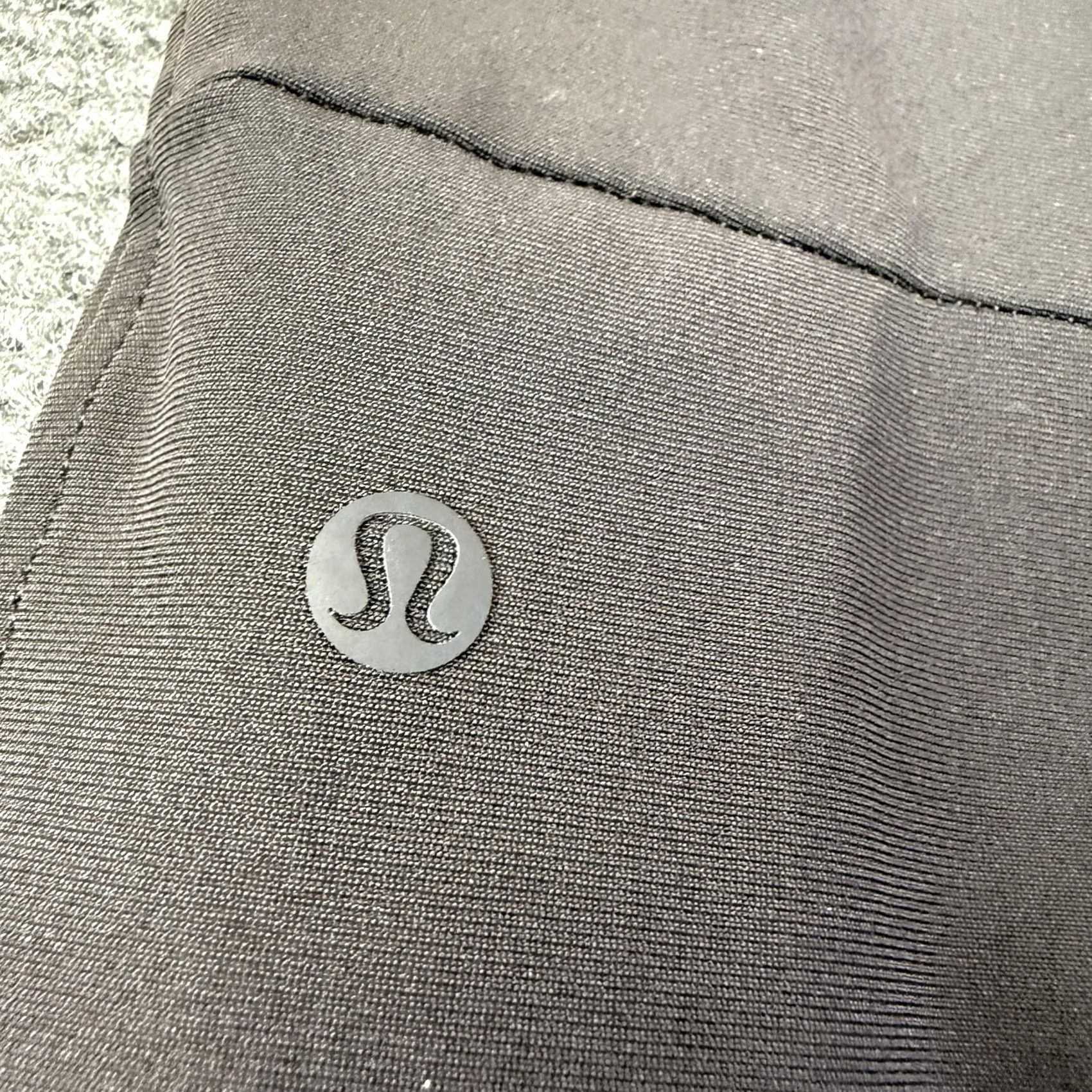 Lululemon Lululemon Jogger Pants Mens M Black Woven Slim Zip Pocket Cuffed Drawstring Pockets Activewear Casual Gym & Training Size US 31 - 7 Thumbnail