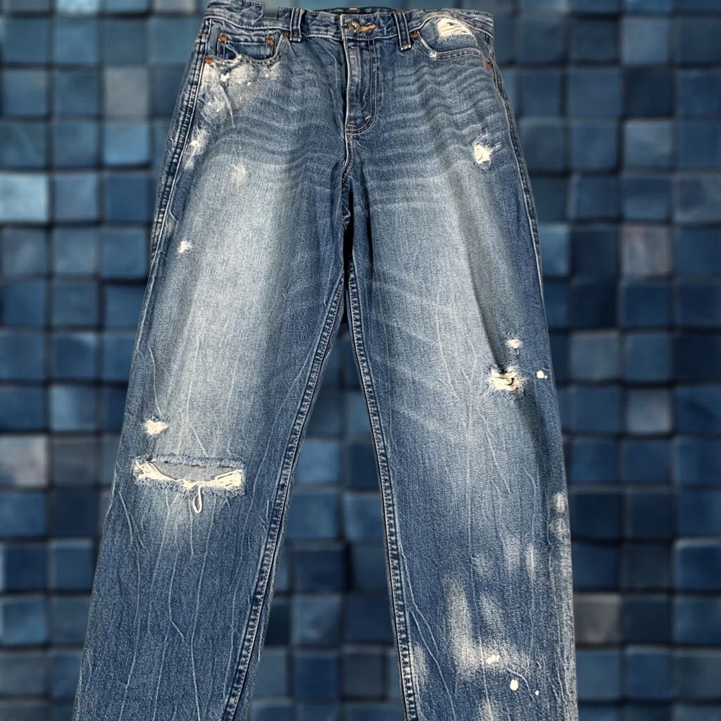 Abercrombie & Fitch Abercrombie & Fitch Jeans Womens 28x27 Blue High Rise Girlfriend Distressed Jeans Size 28" / US 6 / IT 42 - 1 Thumbnail