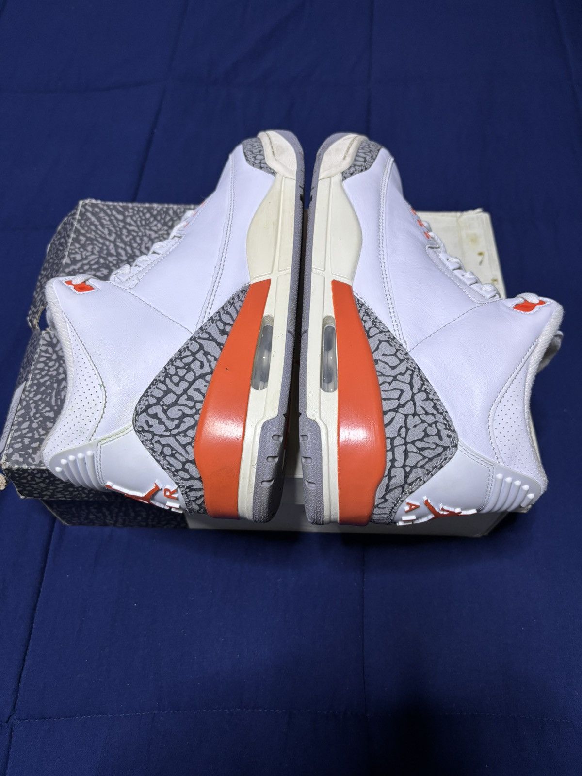 Jordan Brand Jordan 3 Retro Georgia Peach 2024 Size 10M/11.5W Size US 10 / EU 43 - 2 Thumbnail