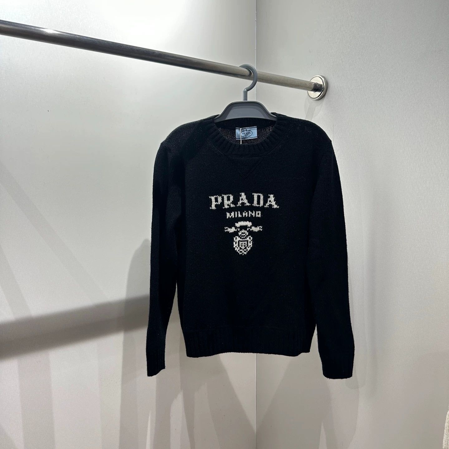 Prada Prada mar638 logo wool sweater 36 Size XS / US 0-2 / IT 36-38 - 1 Thumbnail